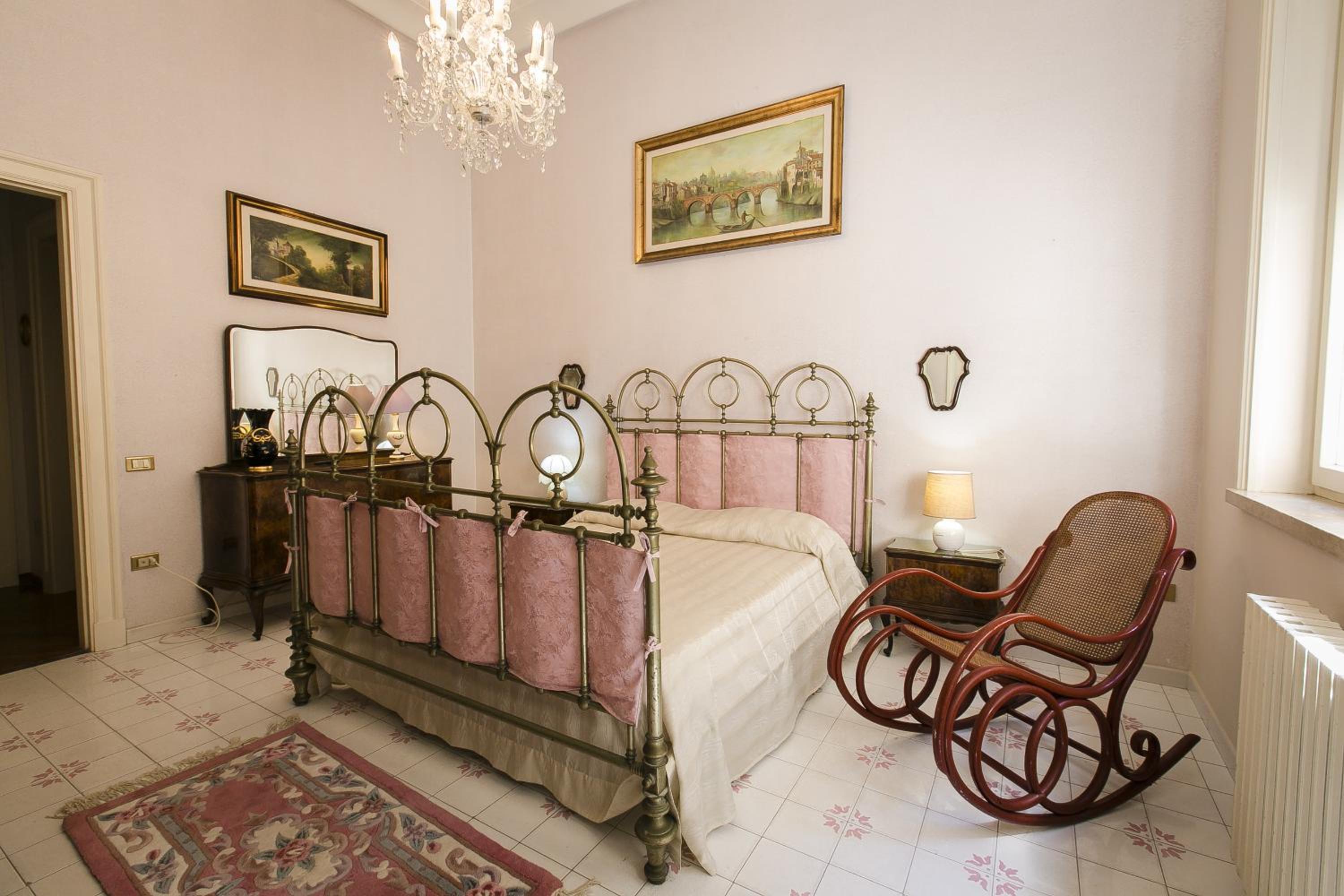 Double Room With Private External Bathroom