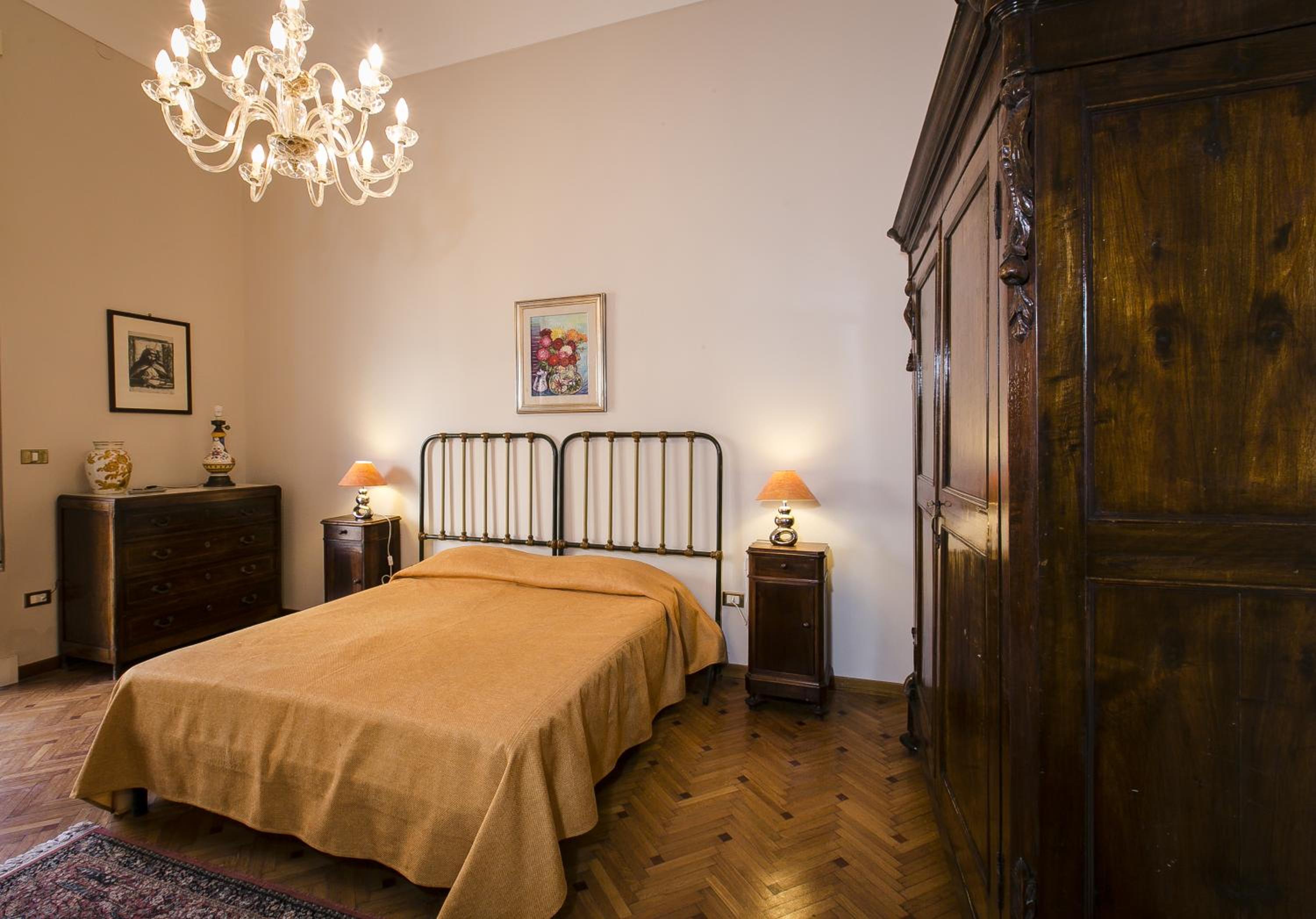 Double Room With Private External Bathroom