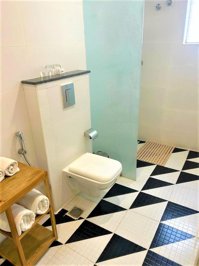 Standard Twin Room - Photo 6