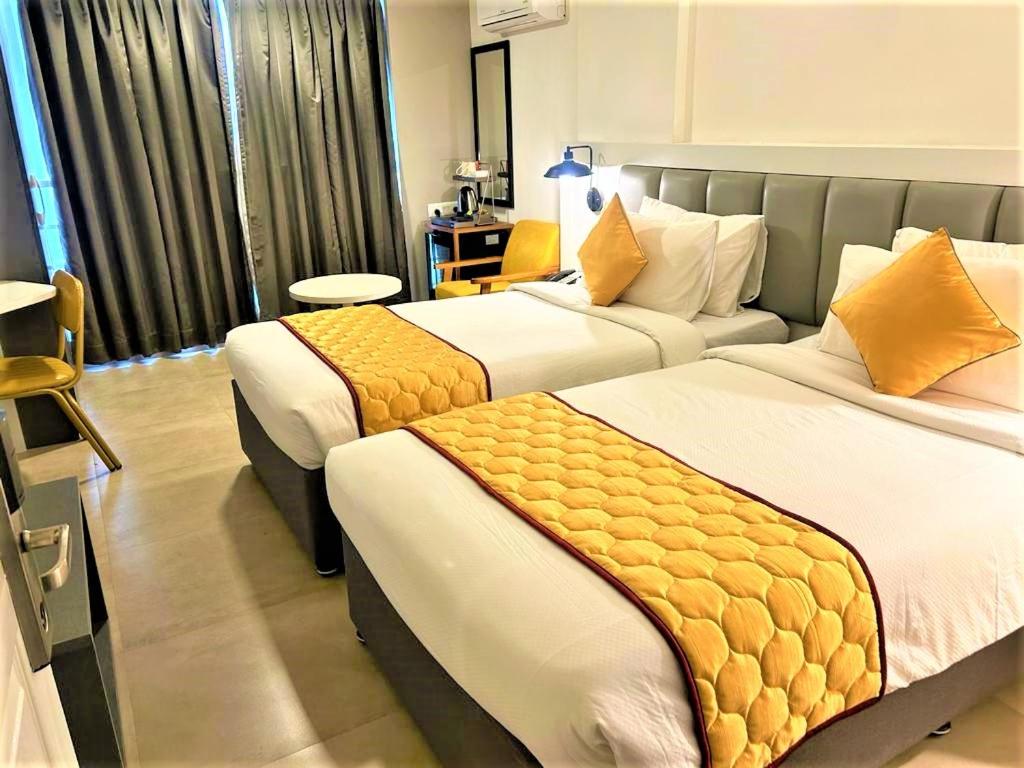 Standard Twin Room - Photo 5