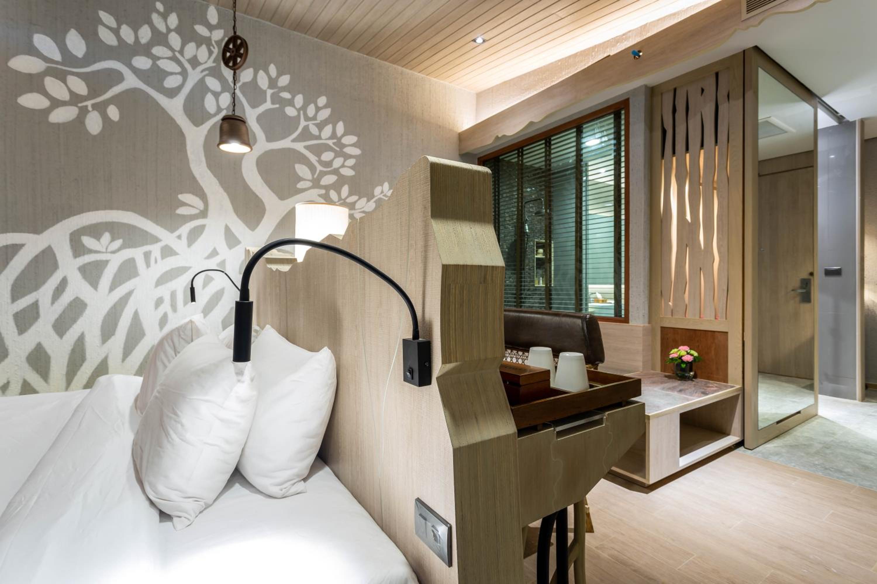 Grand Deluxe Room