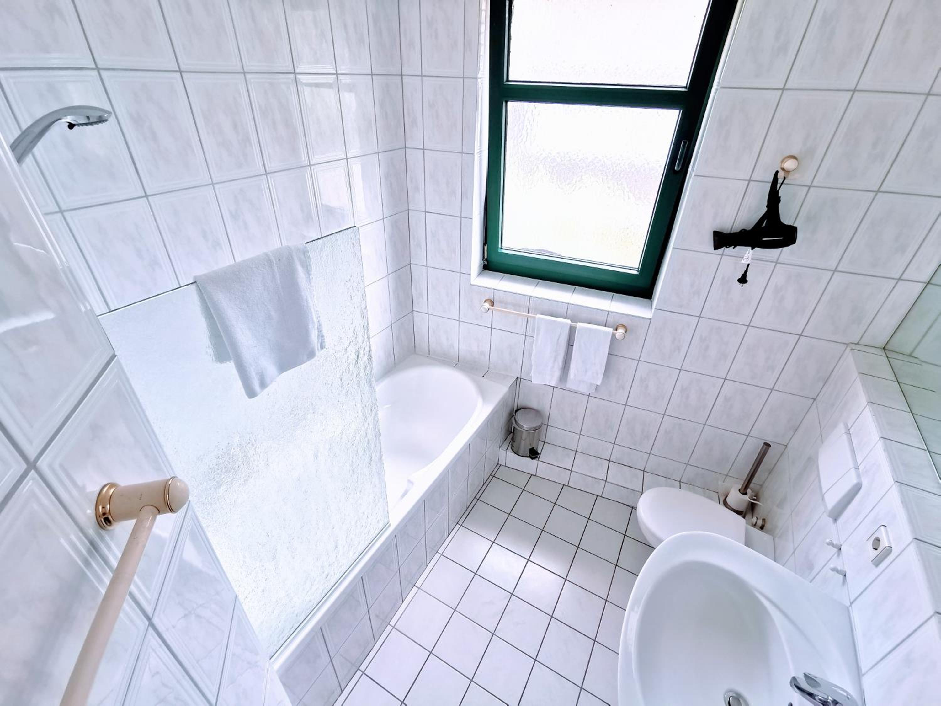 Double Room - Photo 3