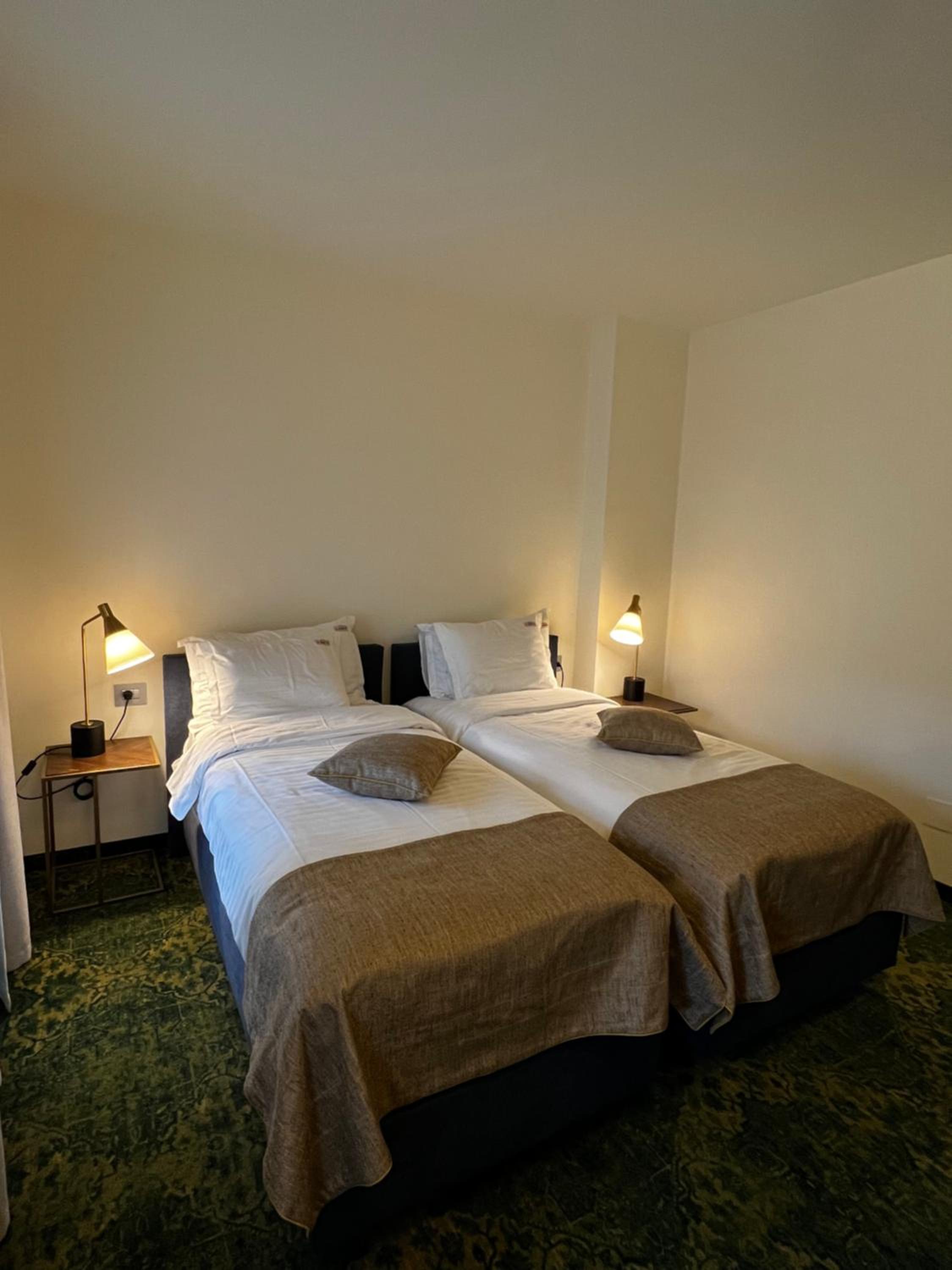 Standard Twin Room photo 3