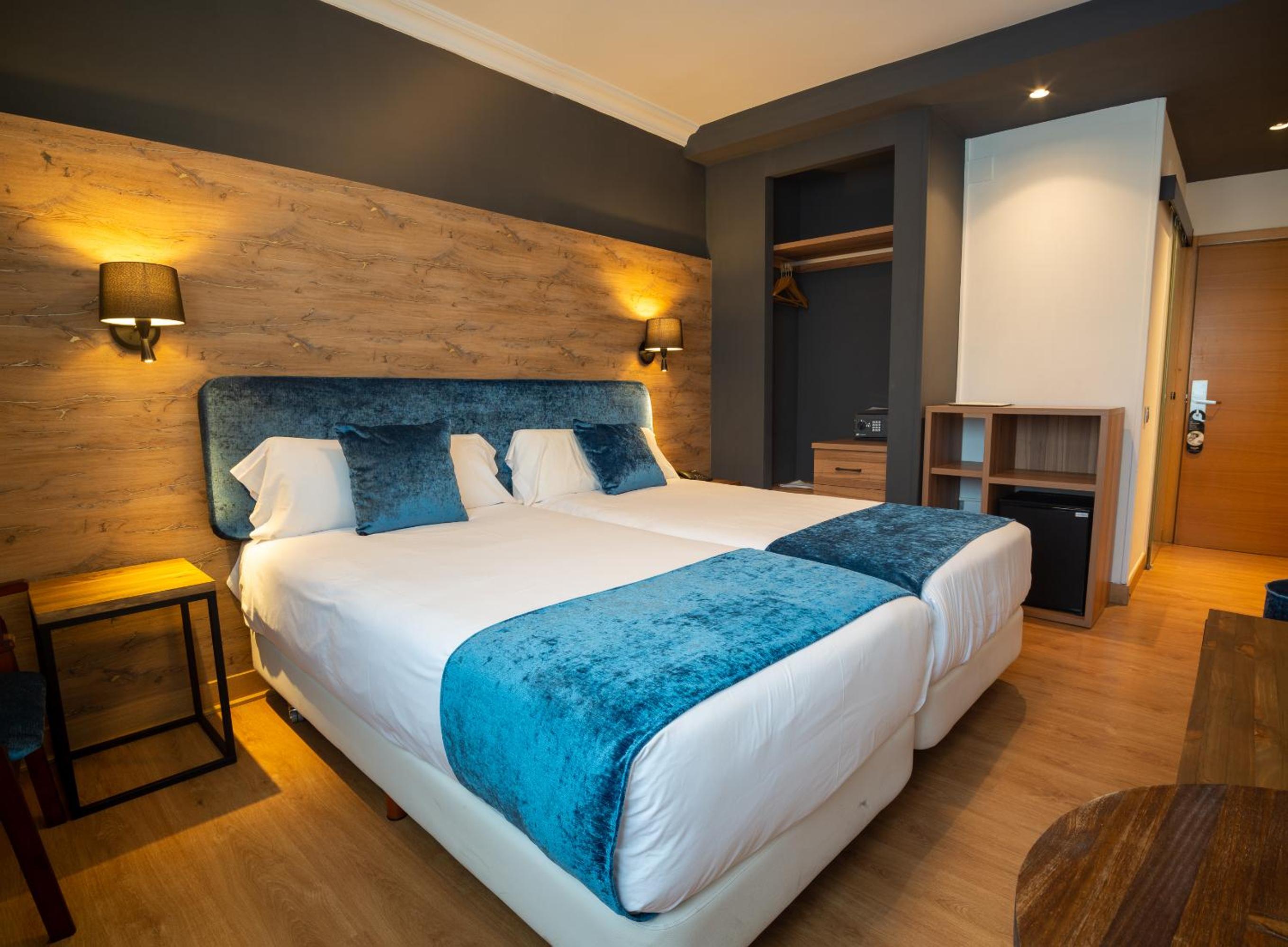Twin Room - Photo 4