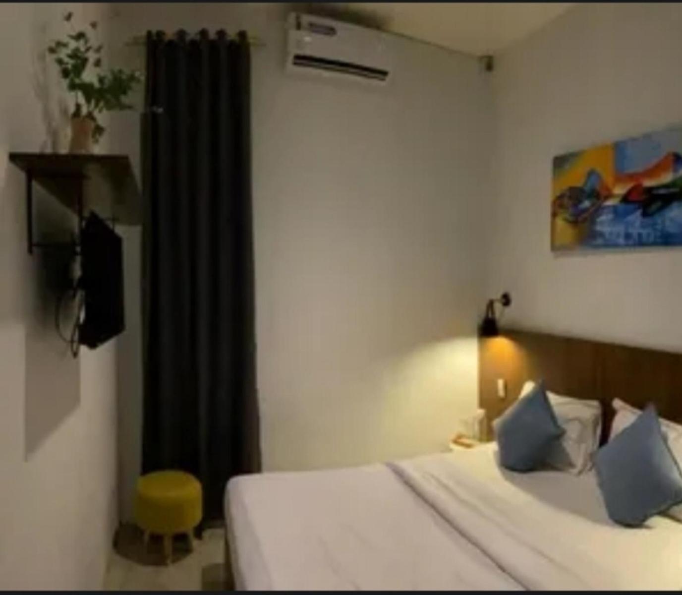 Standard Double Room - Photo 3