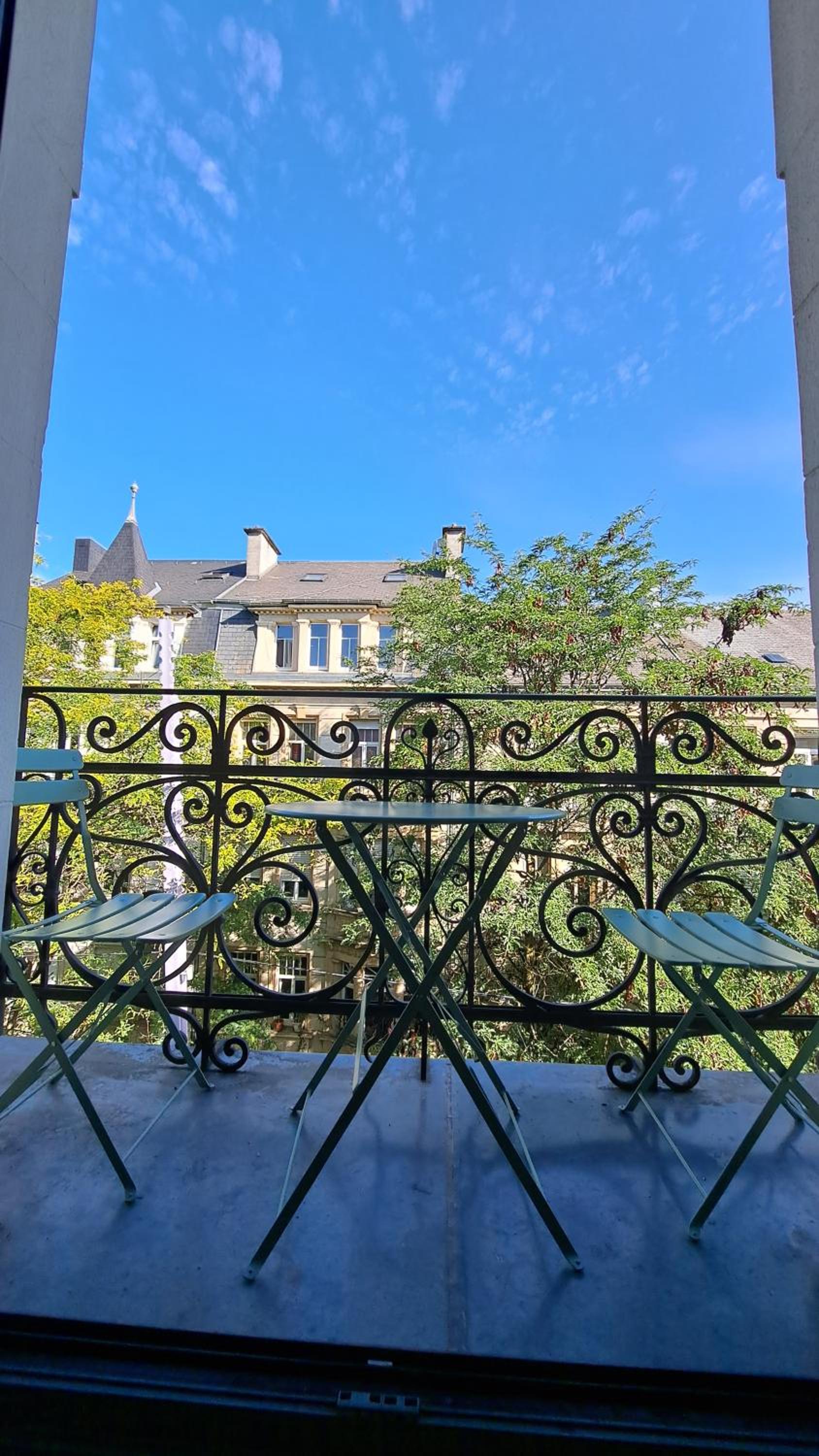 Deluxe Double Room with Balcony - Photo 7