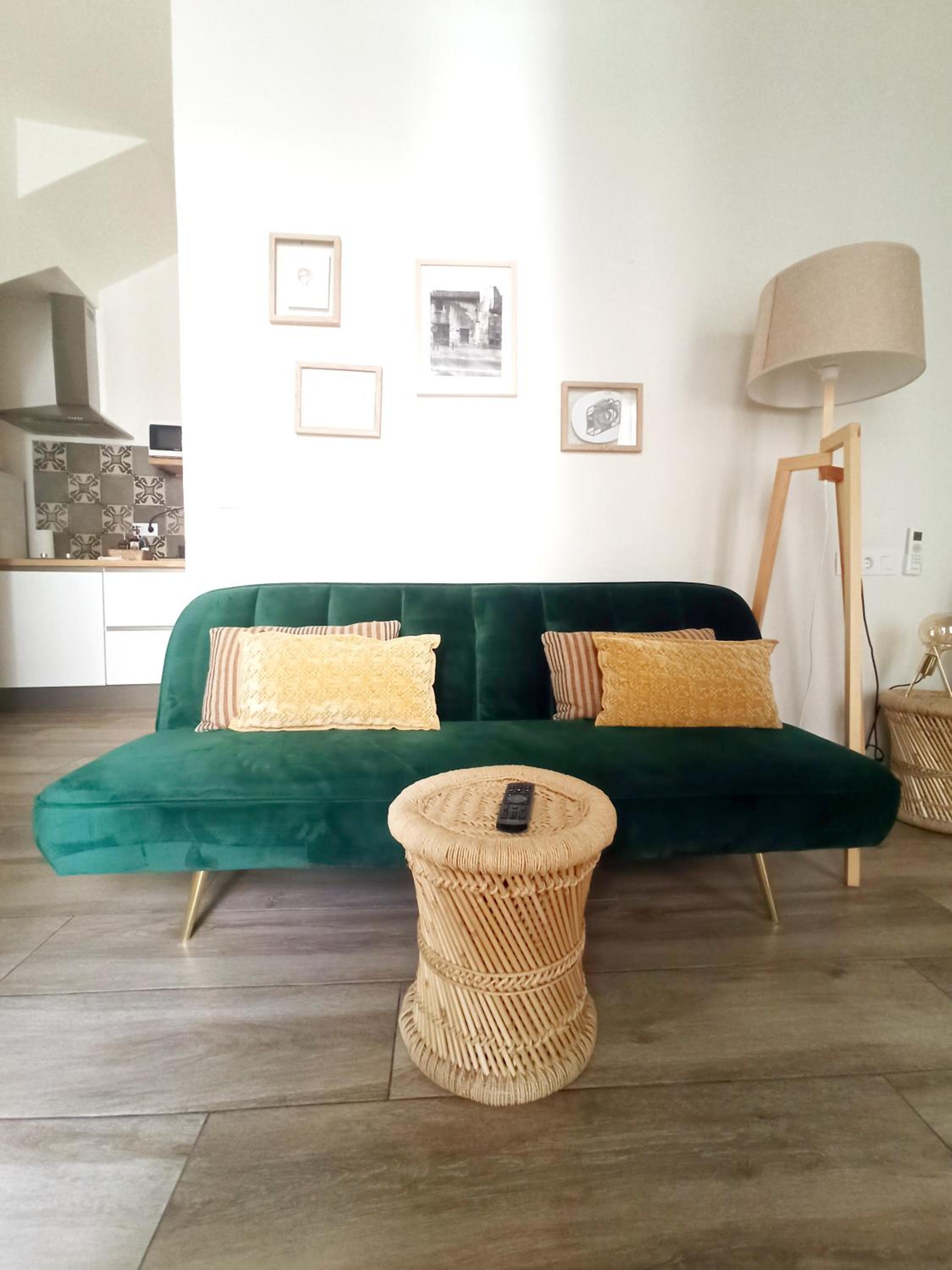 Studio Apartment with One Double Bed - Photo 6