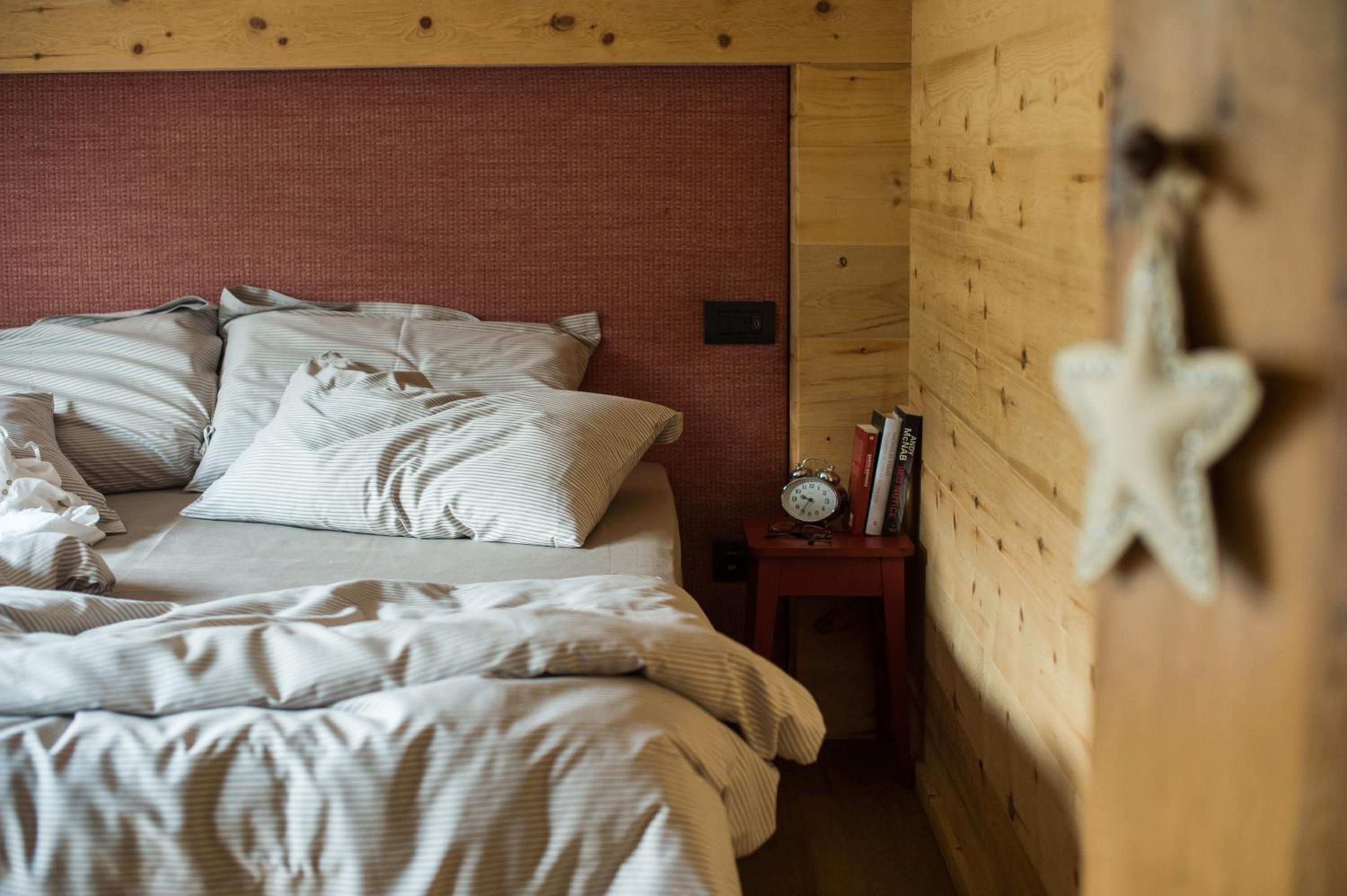 Suite with Mountain View