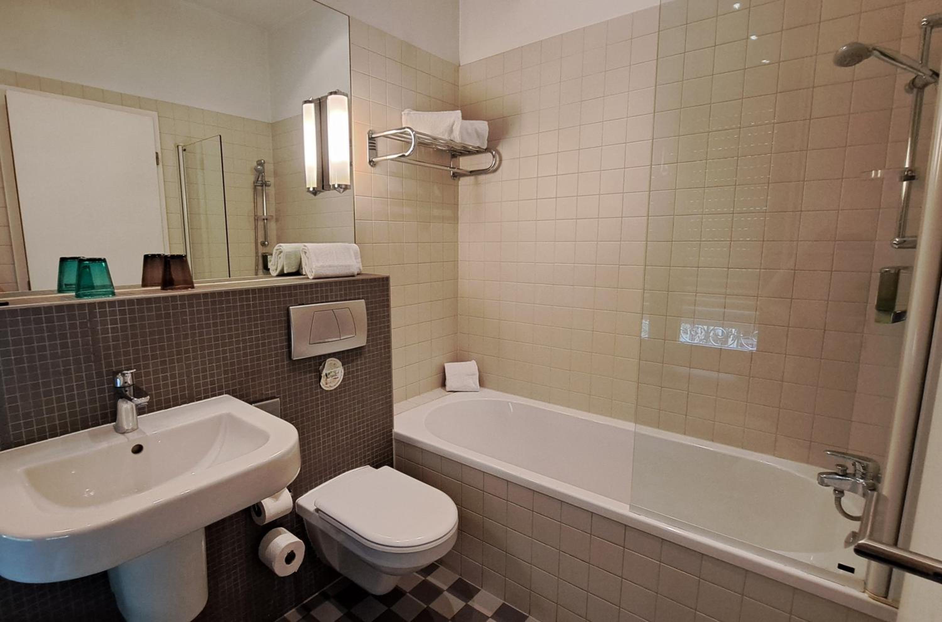 Comfort Double Room - Photo 5