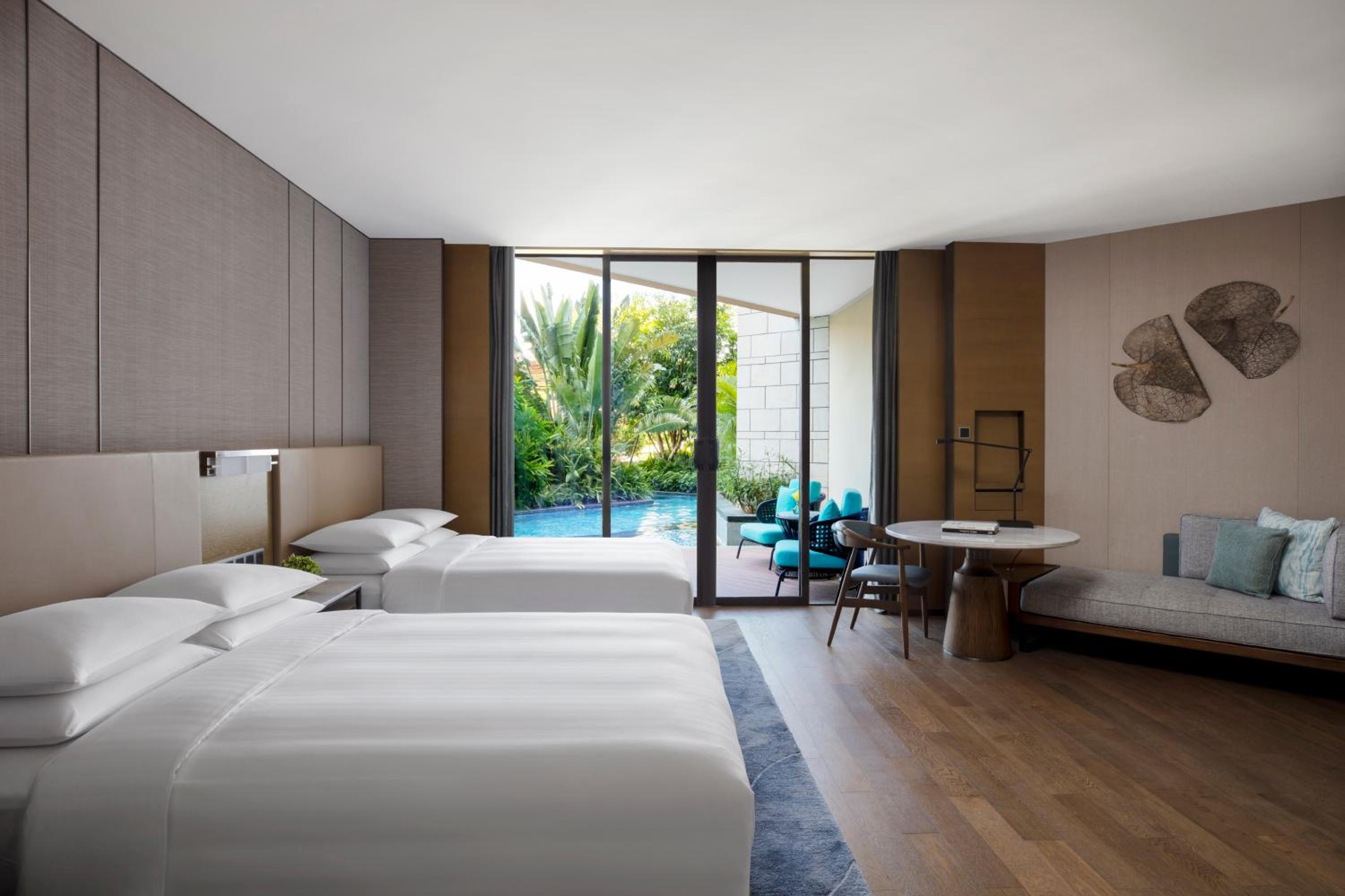 Double Room with Two Double Beds with Balcony and Lagoon View - Pool Access