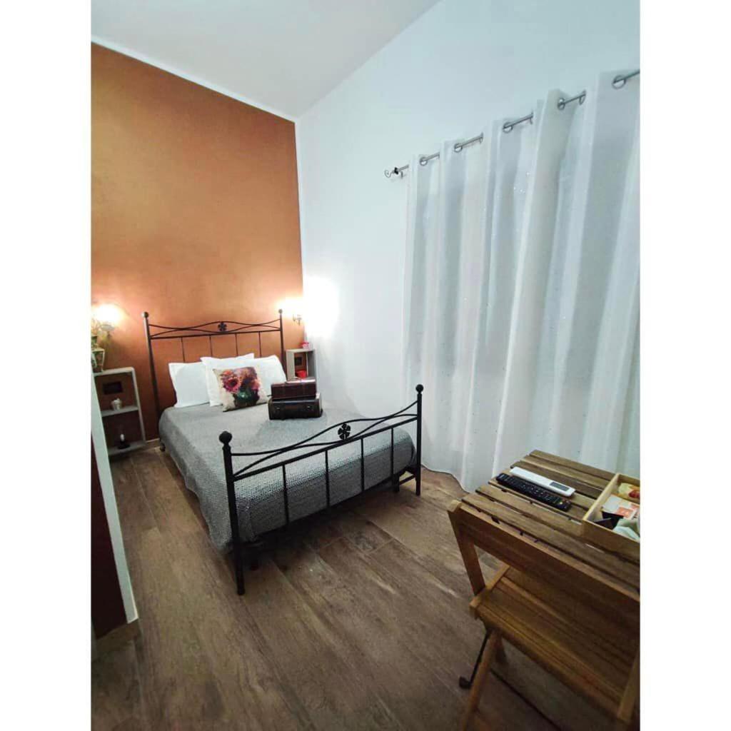 Single Room with Private Bathroom