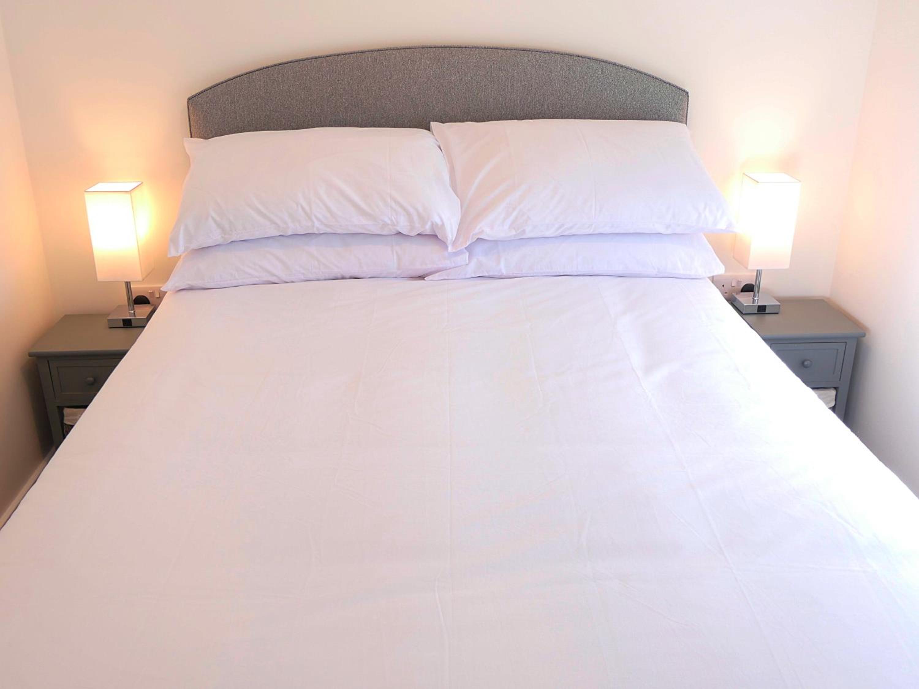Double Room with Shared Bathroom
