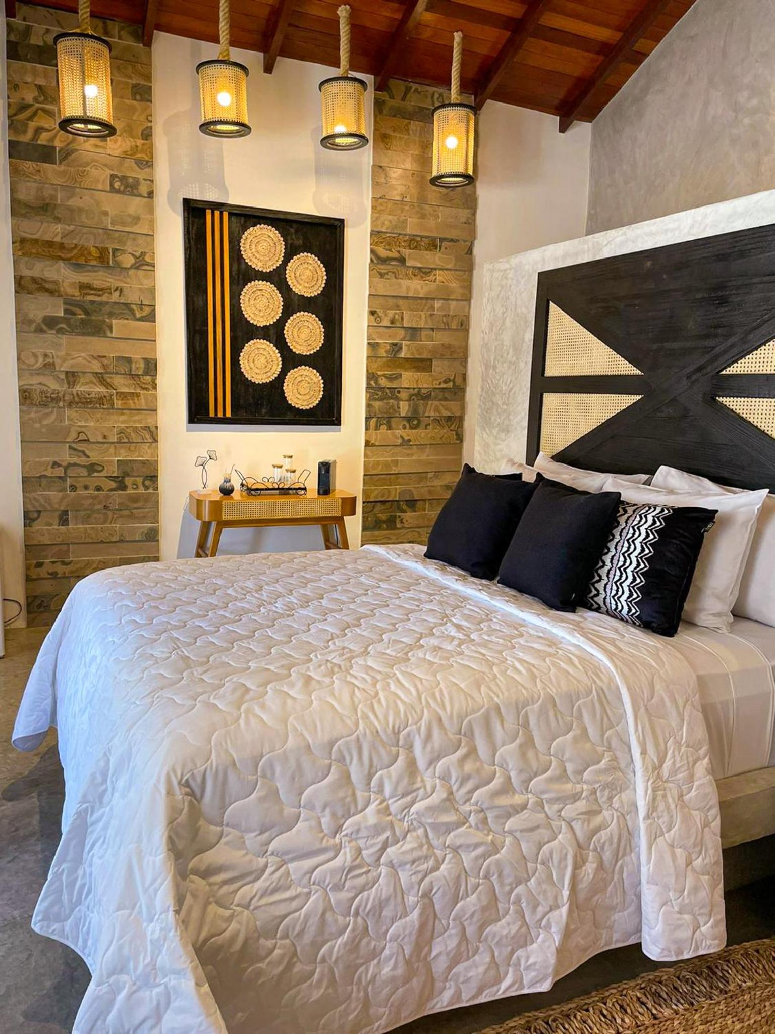 Deluxe Double Room with Balcony and Sea View