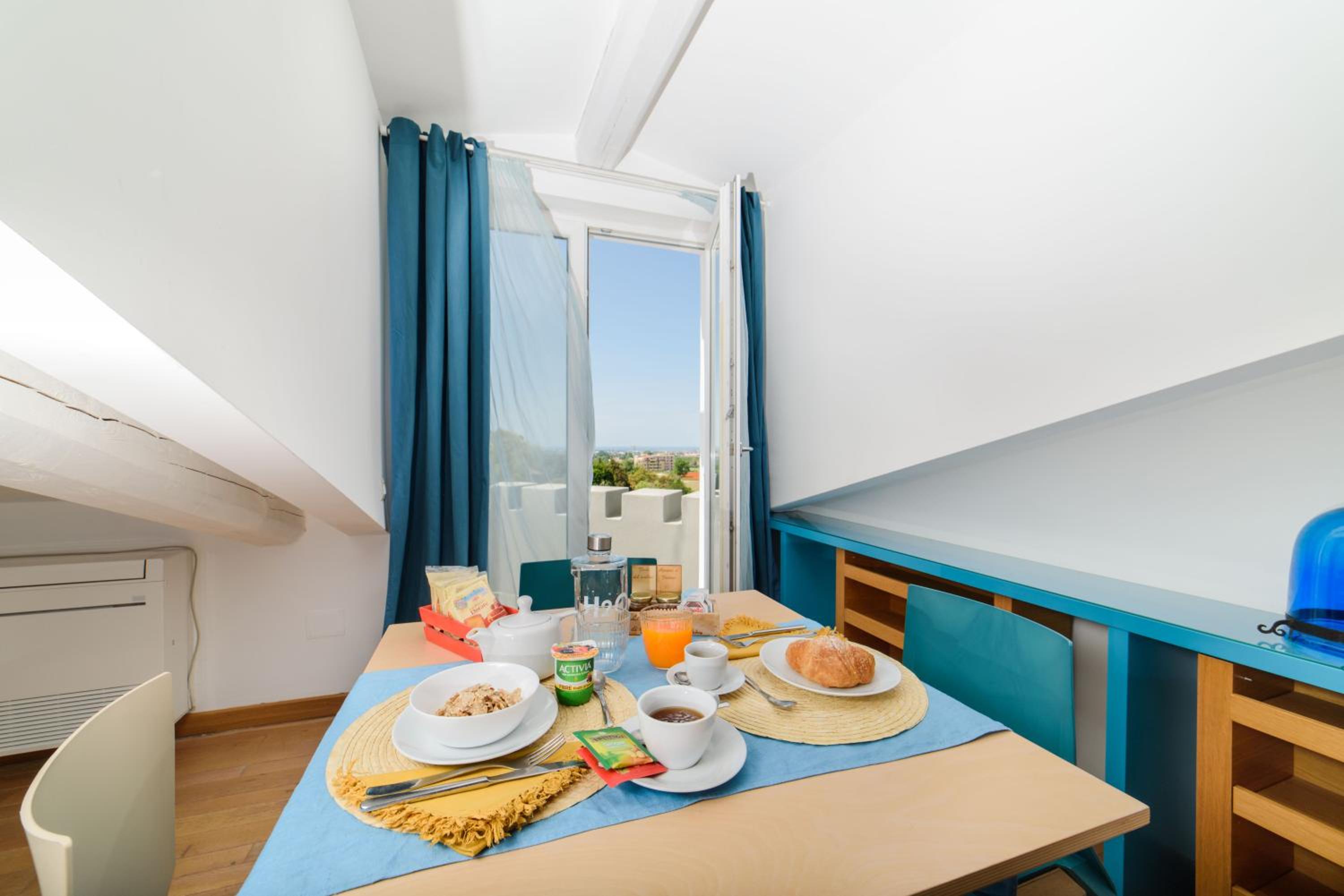 Double Room with Terrace photo 3