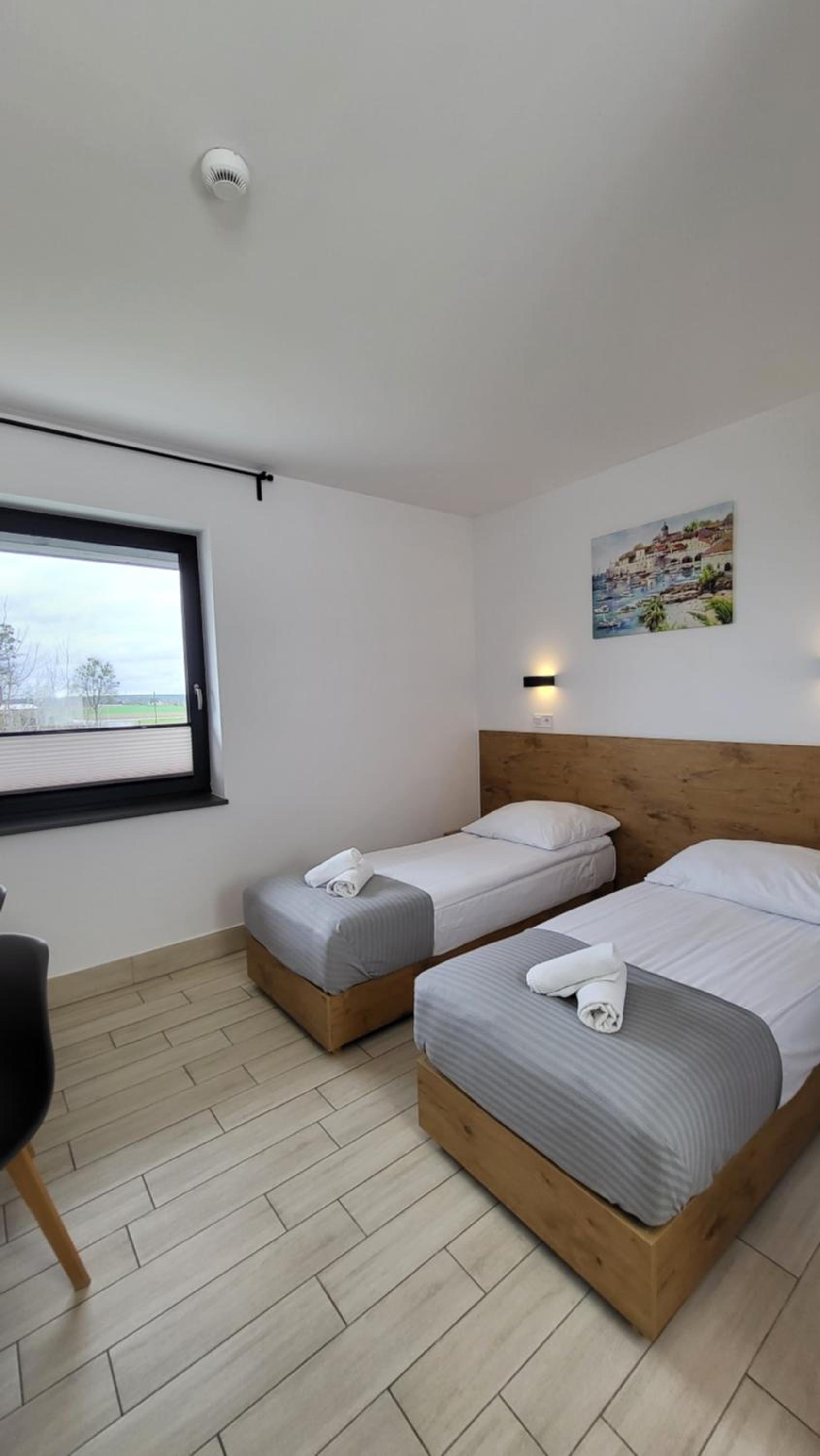 Deluxe Twin Room photo 2