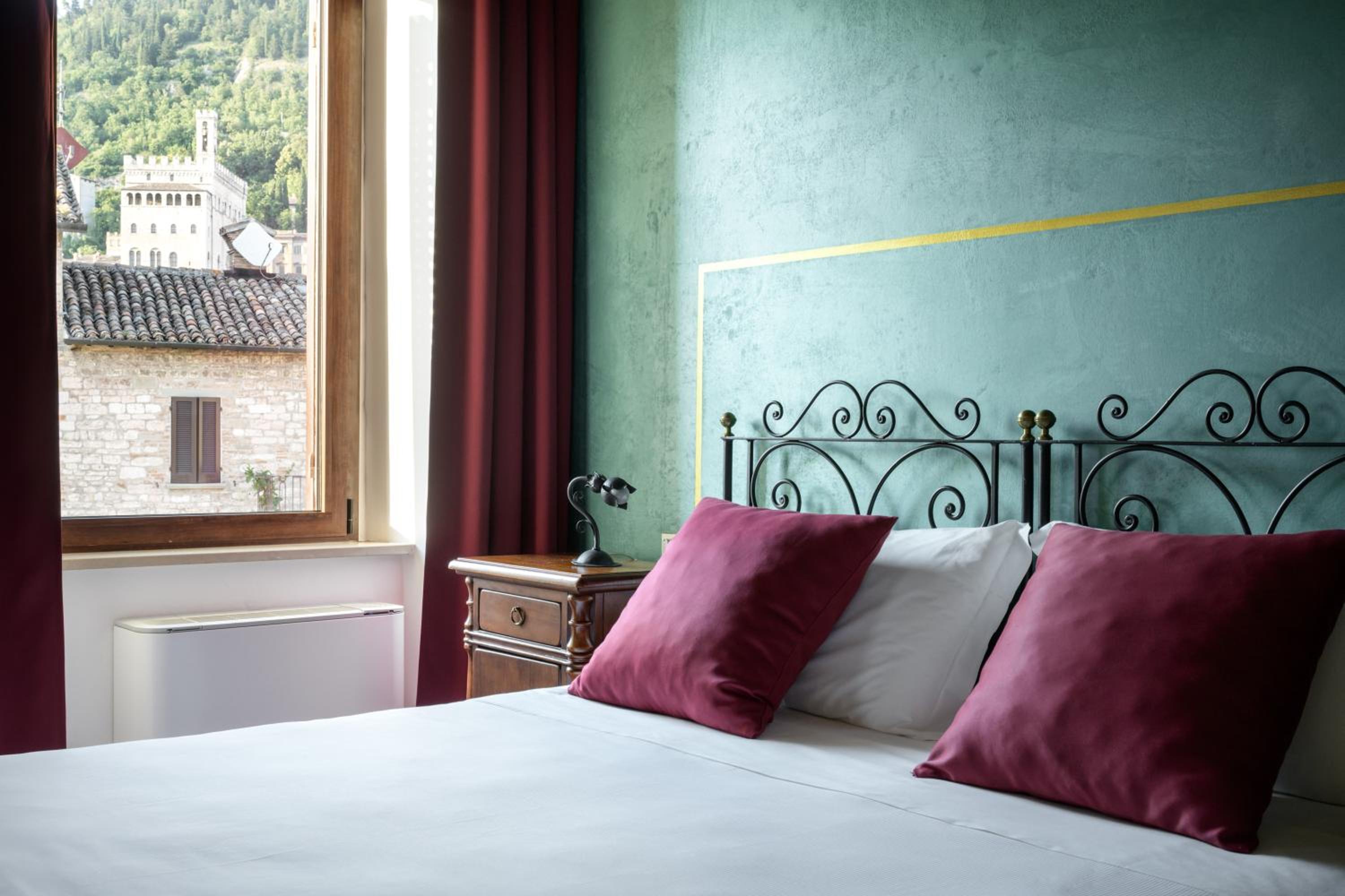 Standard Double Room - Photo 1
