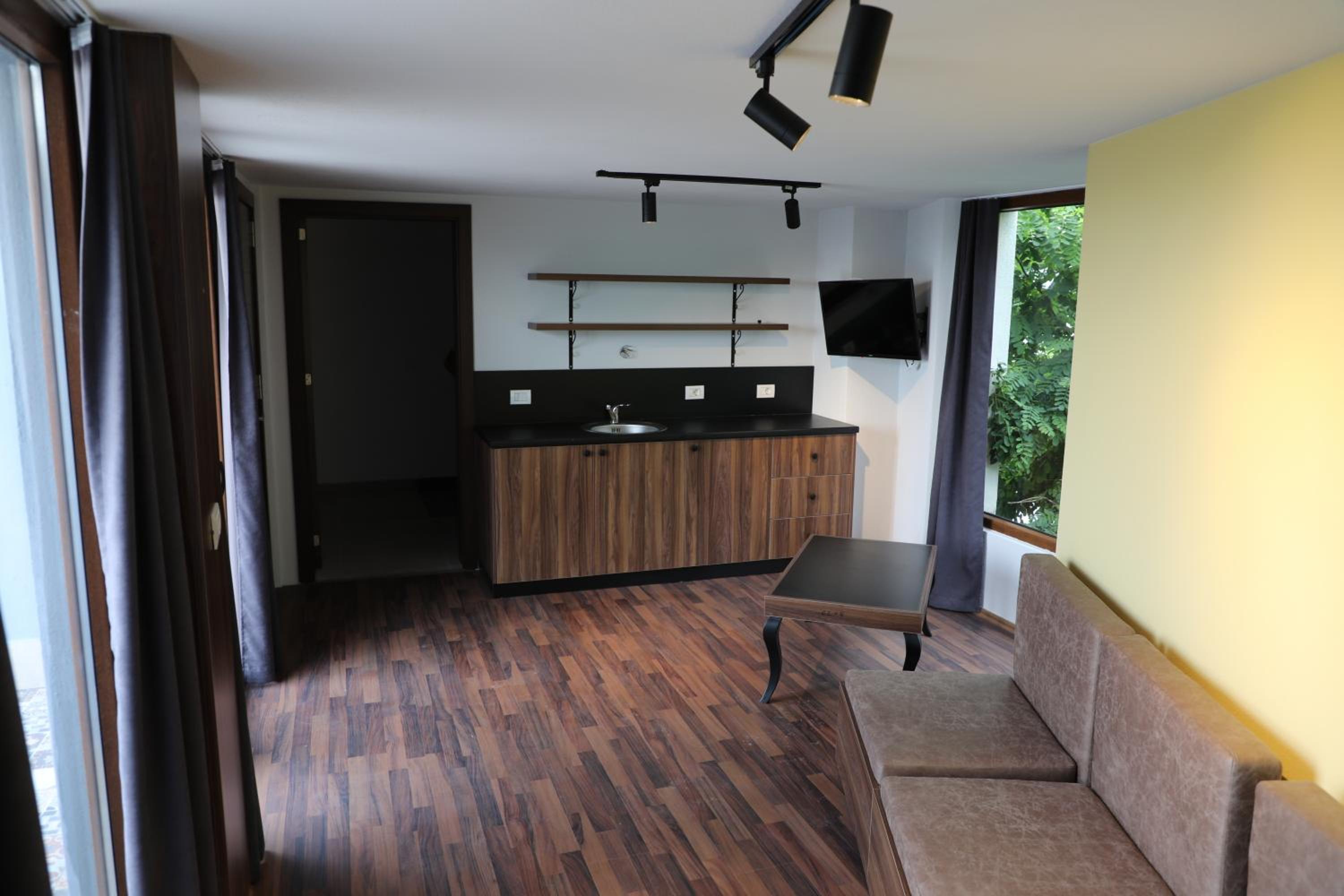 Quadruple Room with Terrace