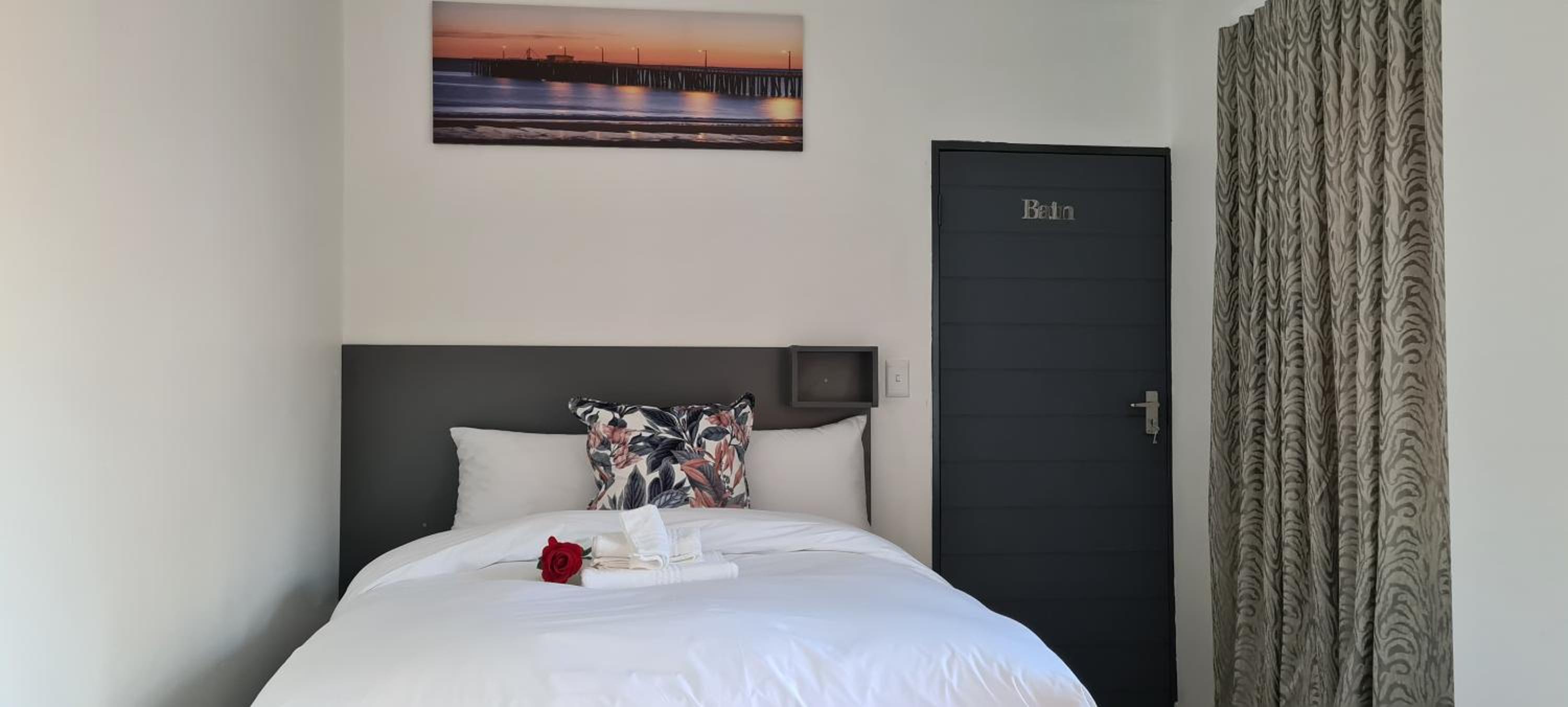 Double Room with Pool View photo 1