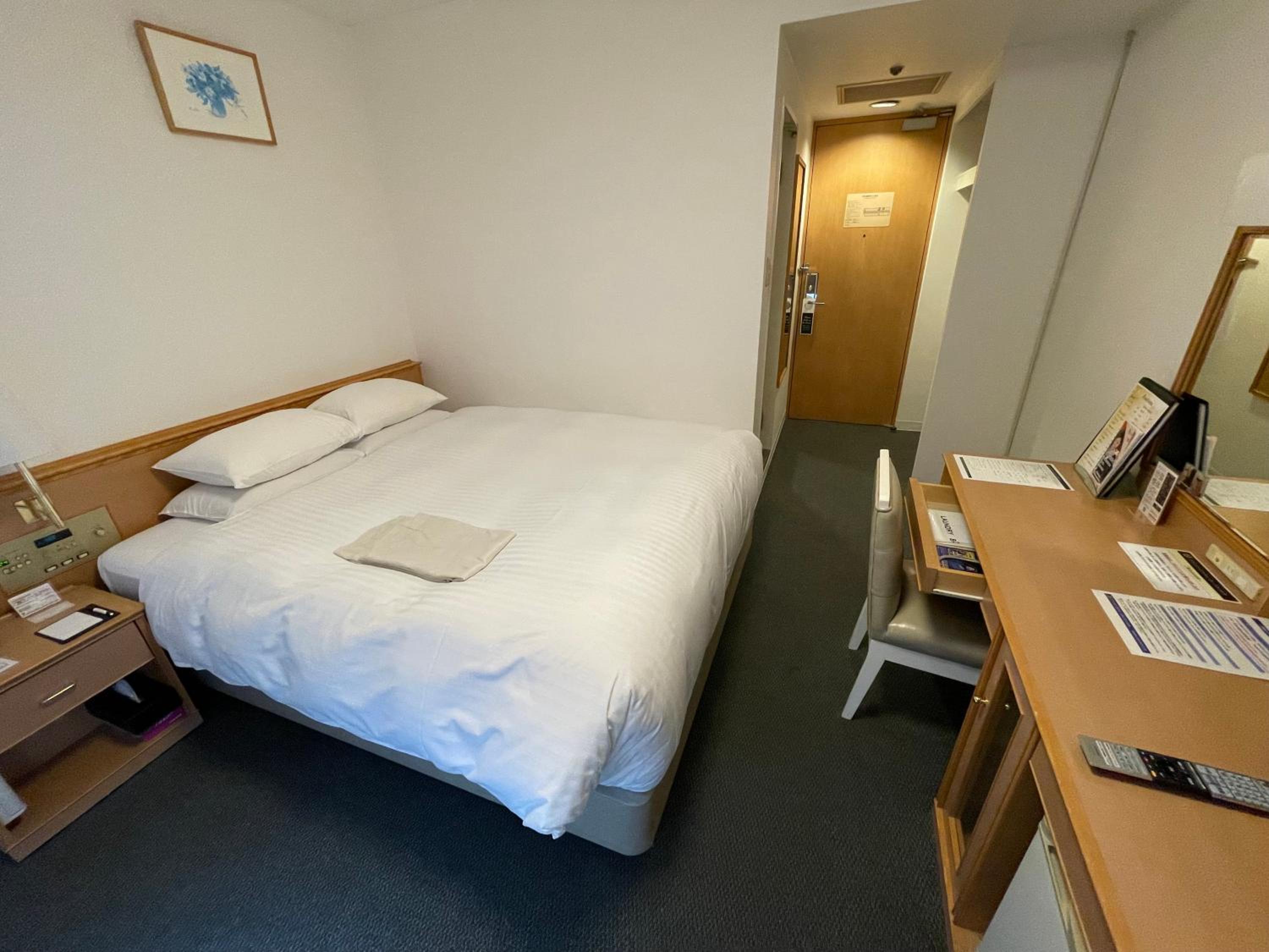 Double Room - Non-Smoking  - Photo 1