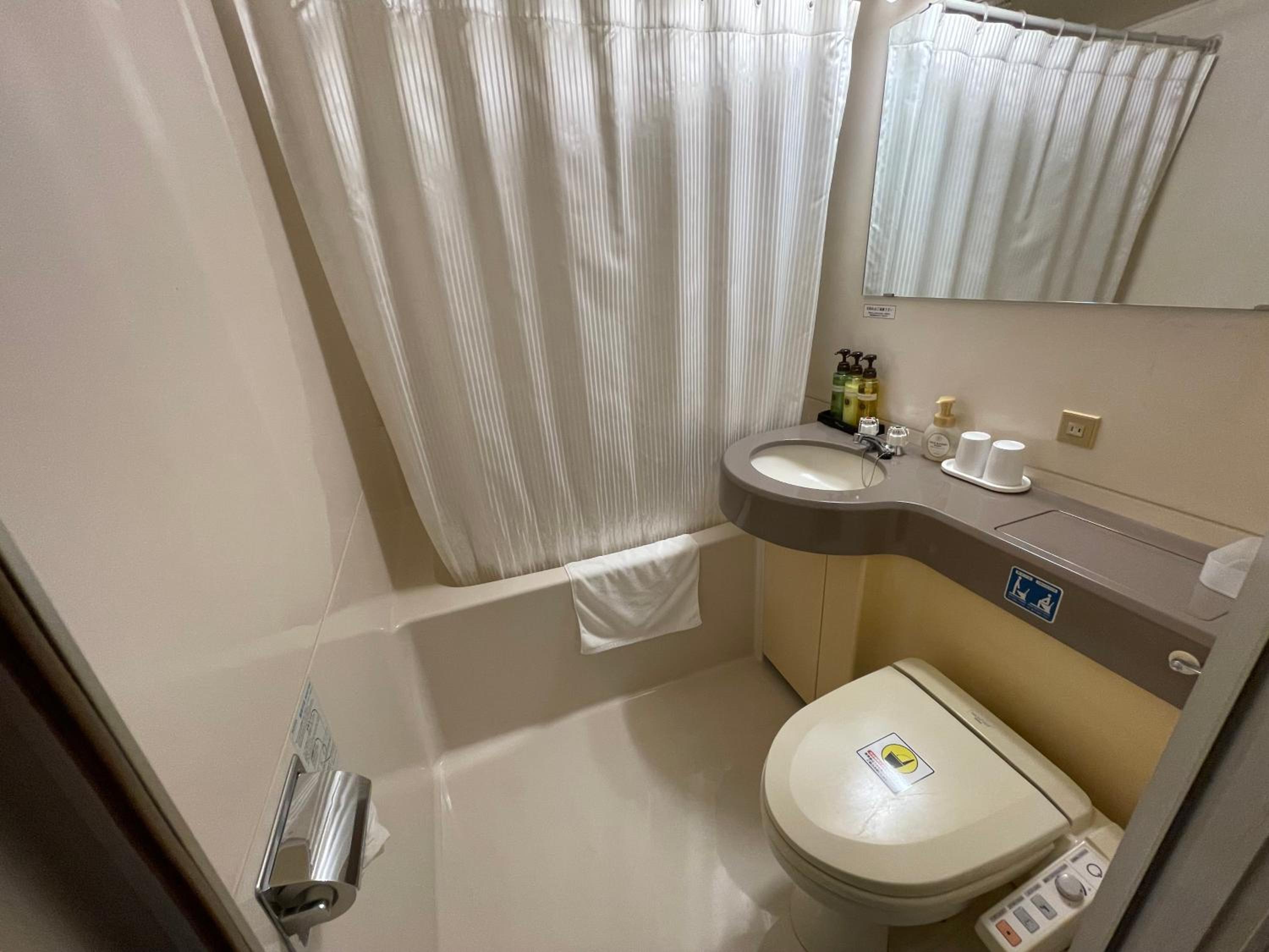 Double Room - Non-Smoking  - Photo 4