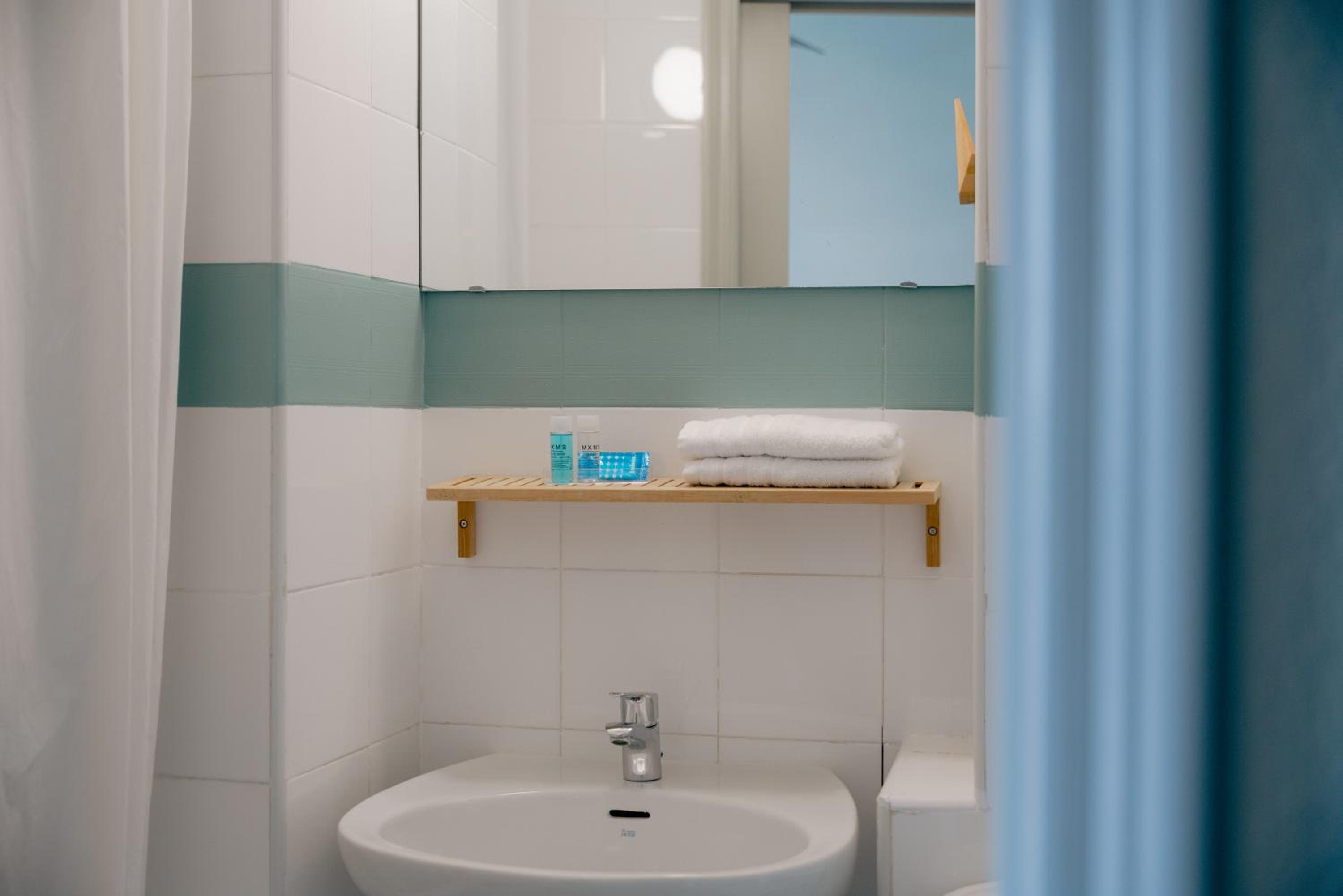 Standard Single Room photo 2