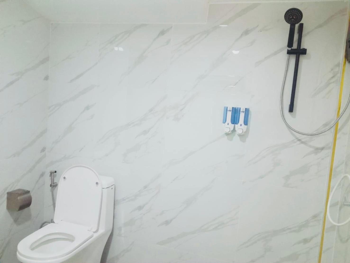 Deluxe Double or Twin Room - Photo 4