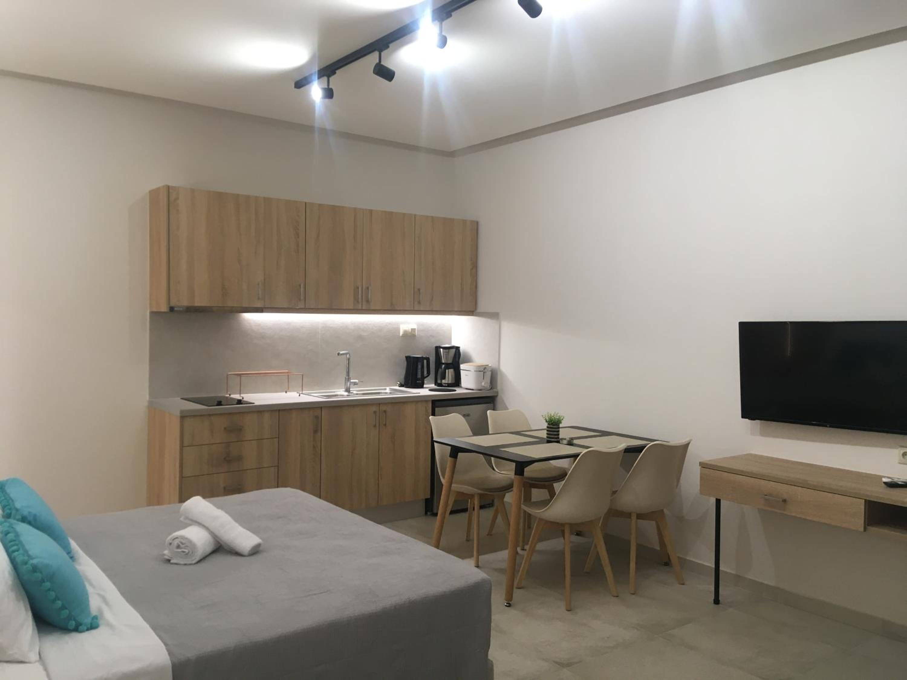 Superior Studio