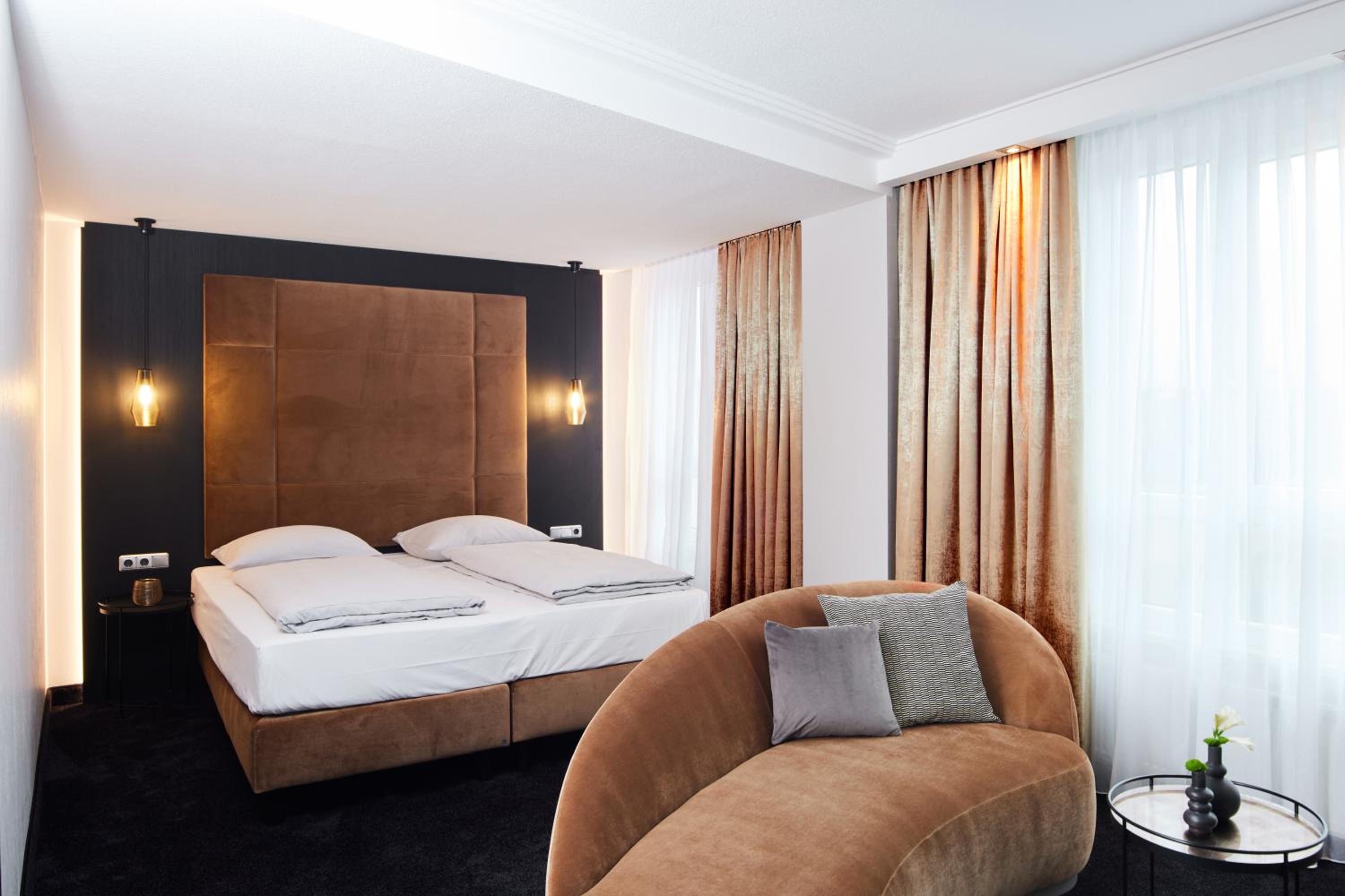 Junior Suite - Photo 1