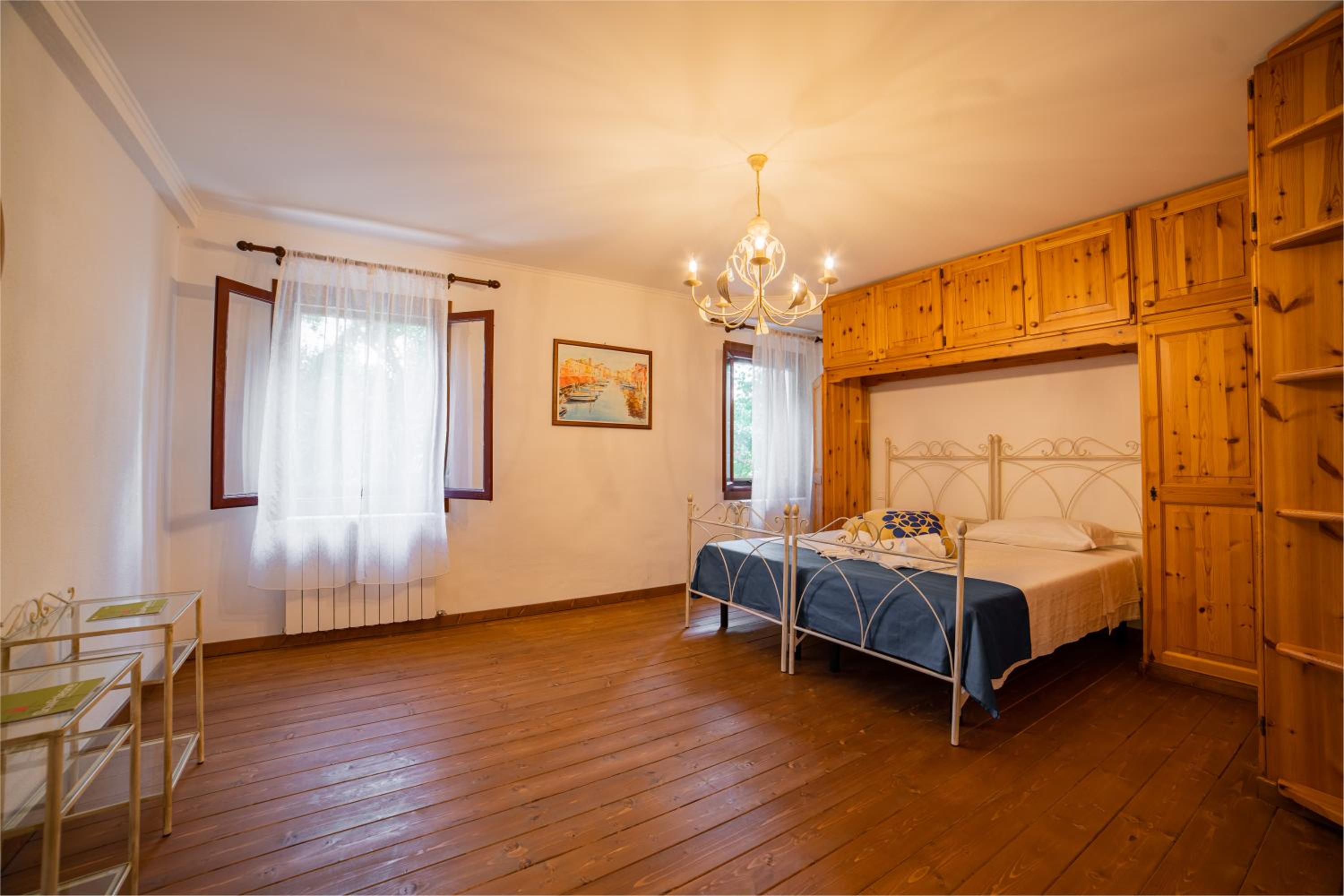 Three-Bedroom Townhouse - Photo 12