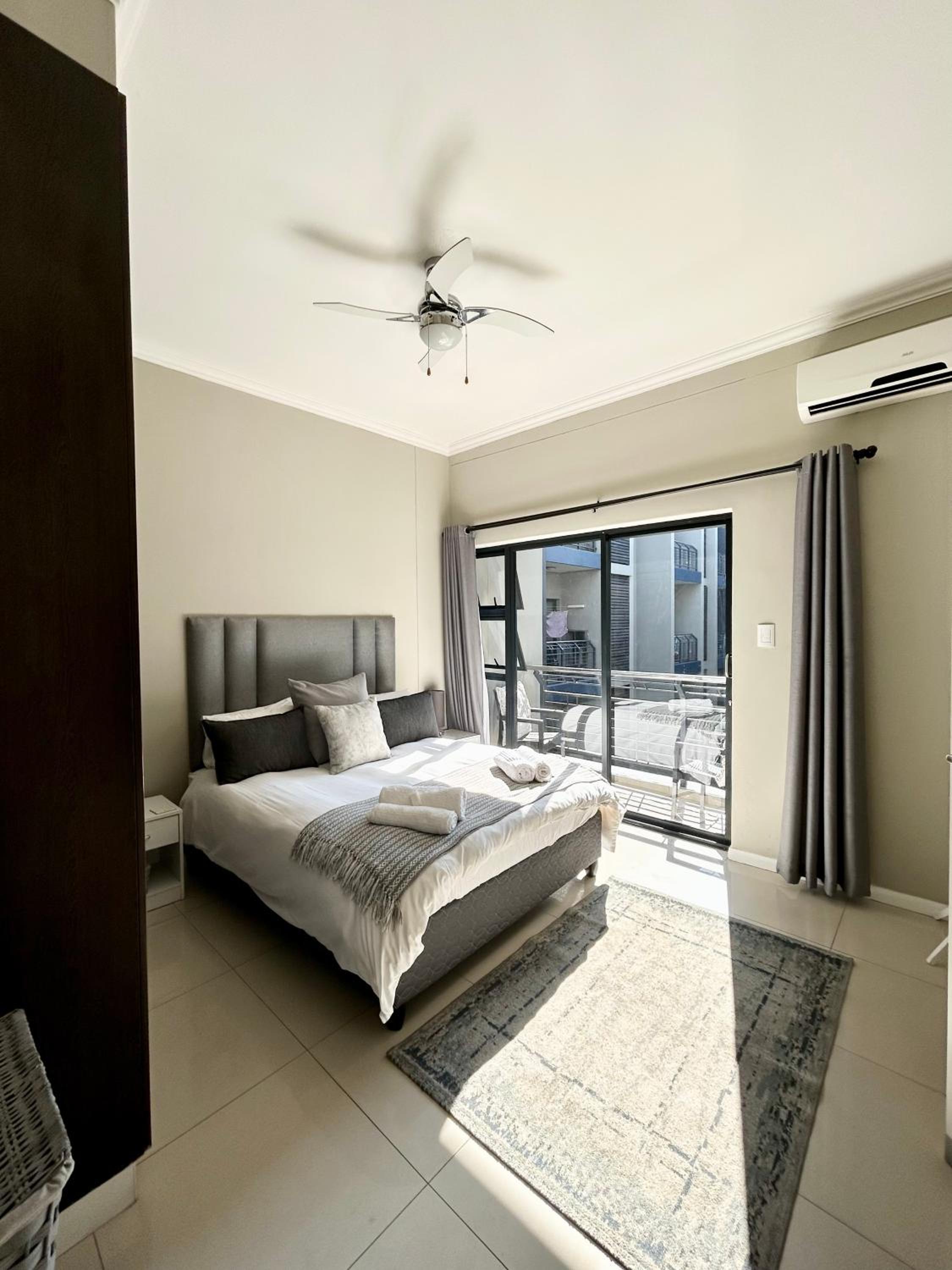 One-Bedroom Apartment - Photo 14