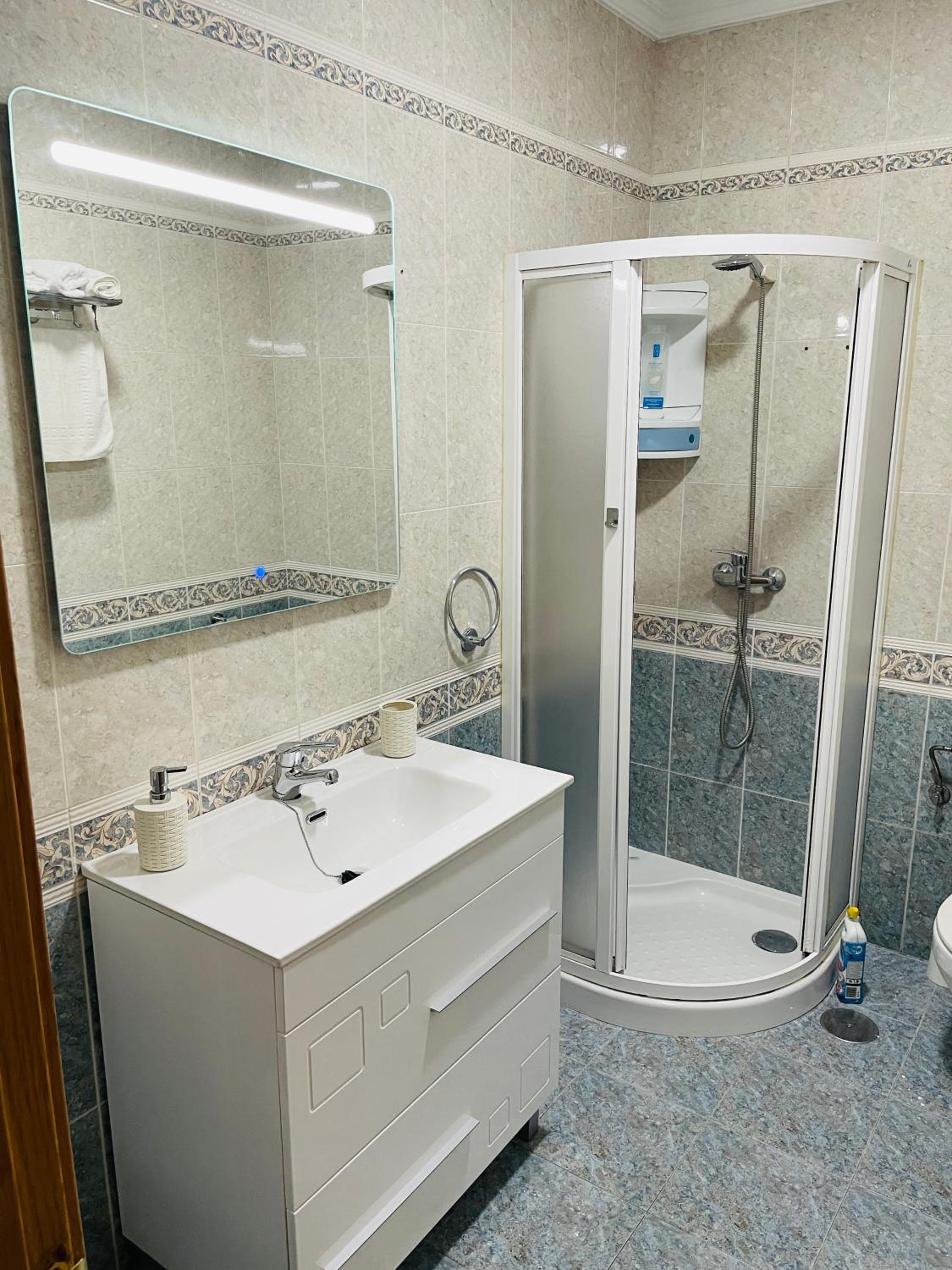 Two-Bedroom Apartment - Photo 3