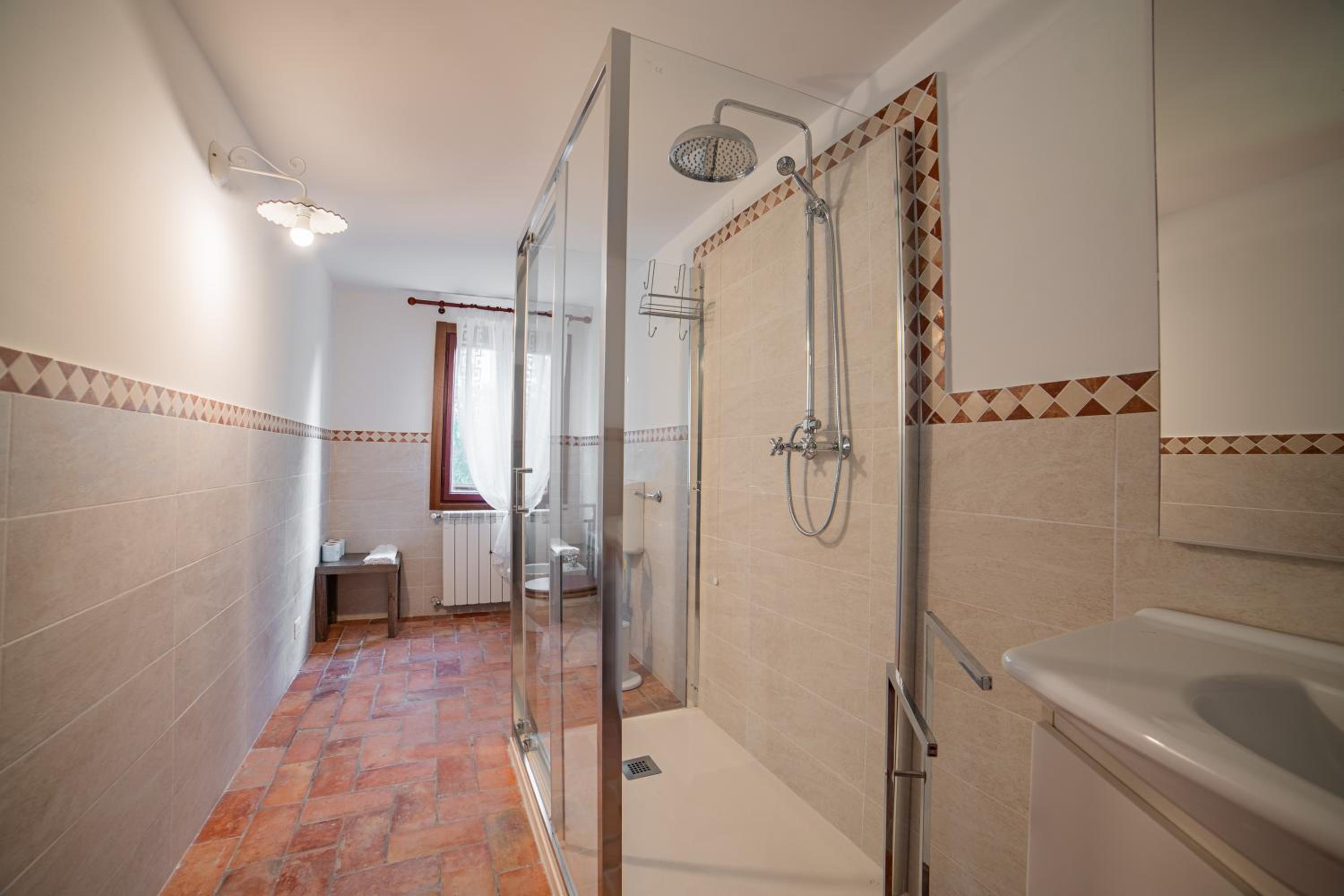 Three-Bedroom Townhouse - Photo 22