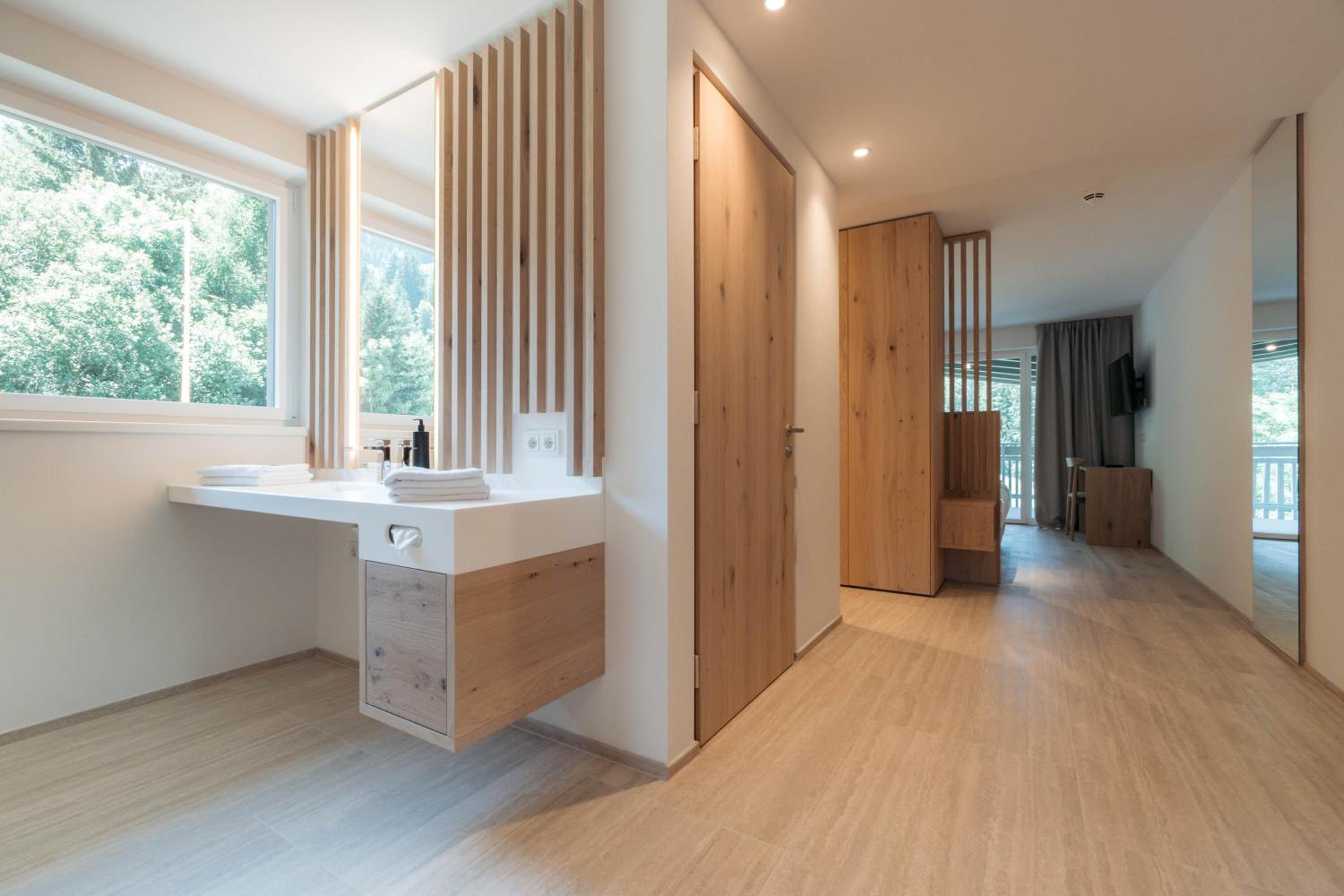 Family Suite - Photo 10