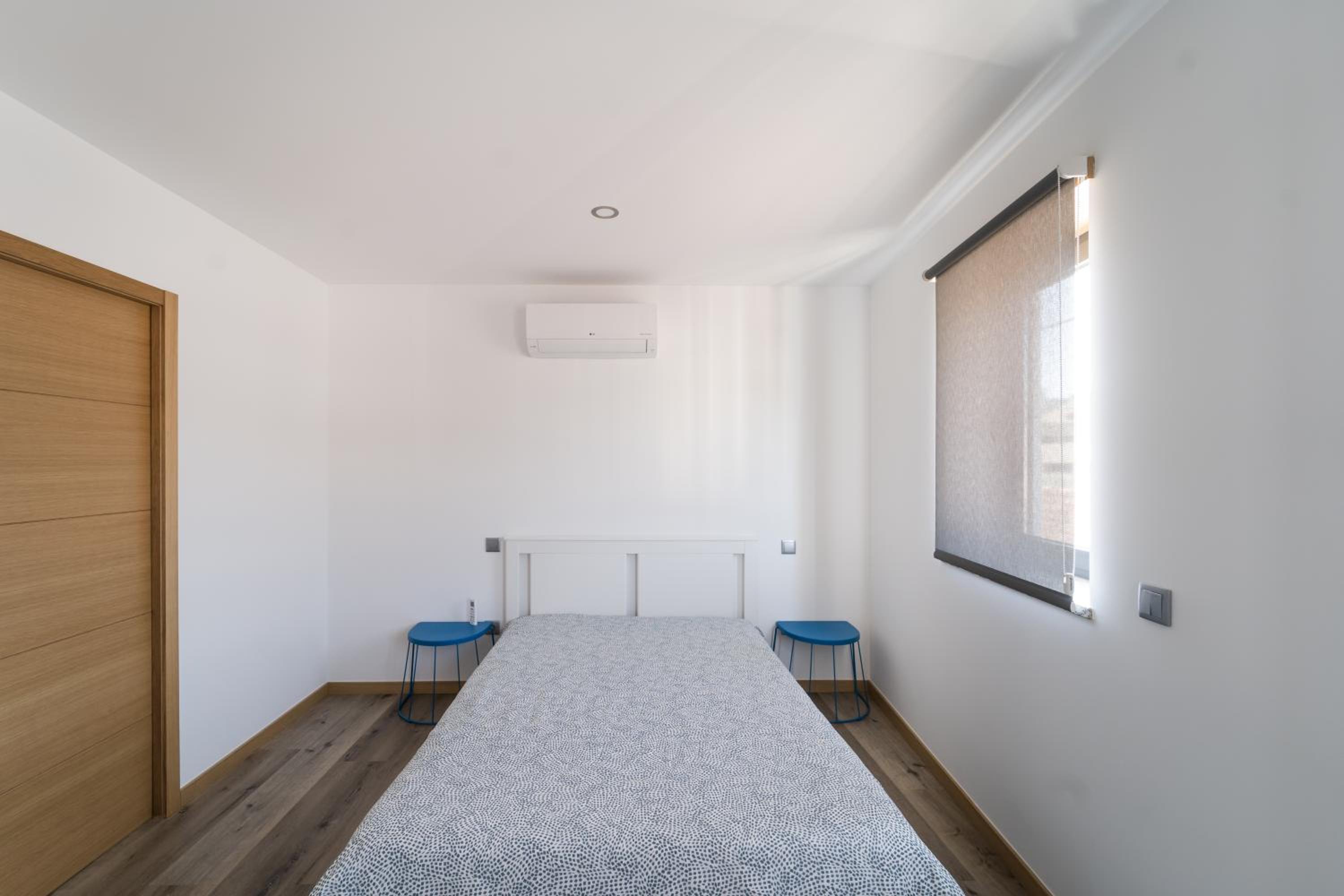 Three-Bedroom House photo 2