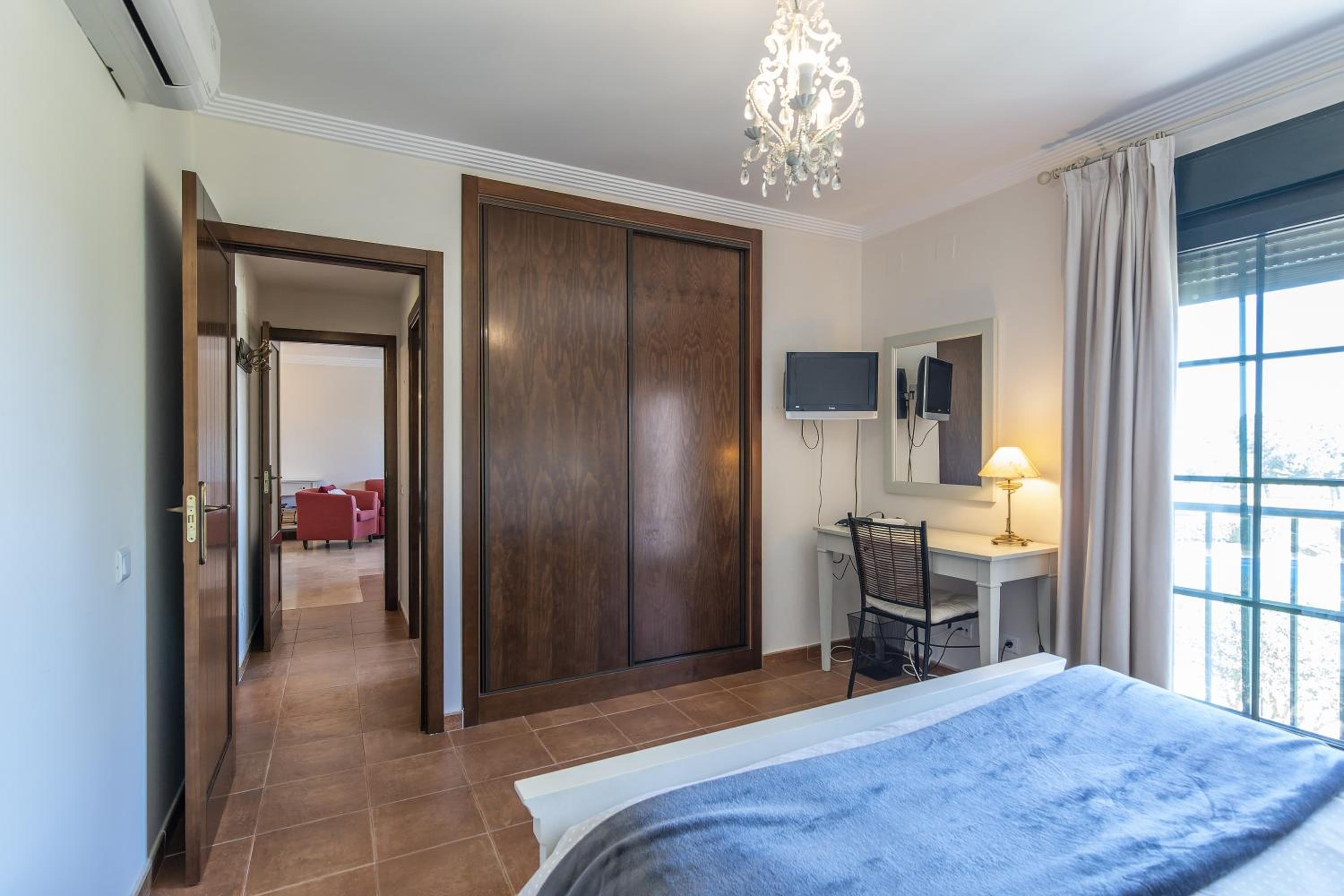 Apartamento con vista a la piscina