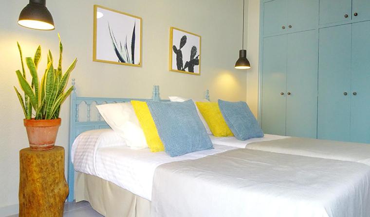 Habitación Estándar con Dos Camas Individuales