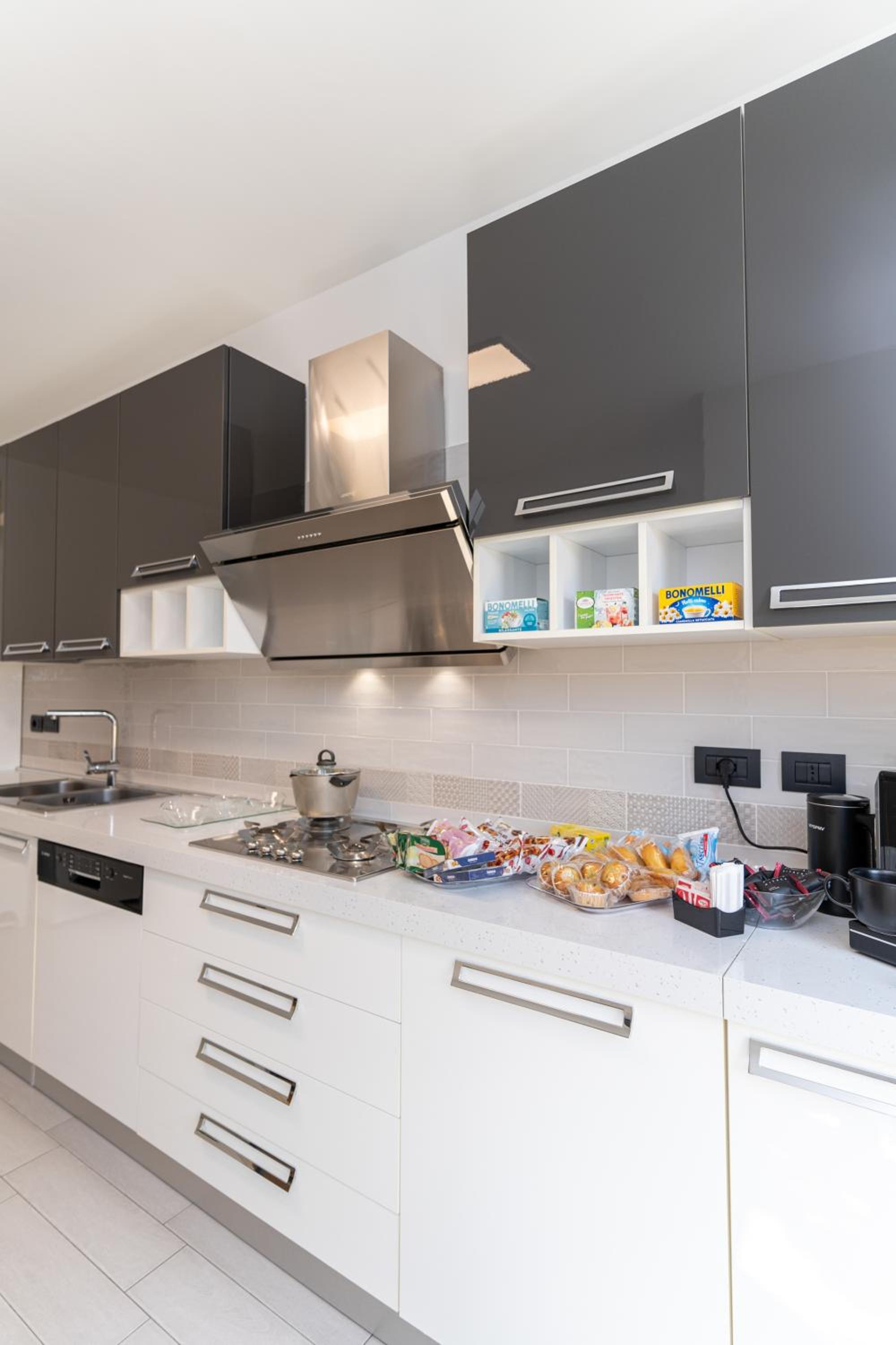 Three-Bedroom Apartment - Photo 31