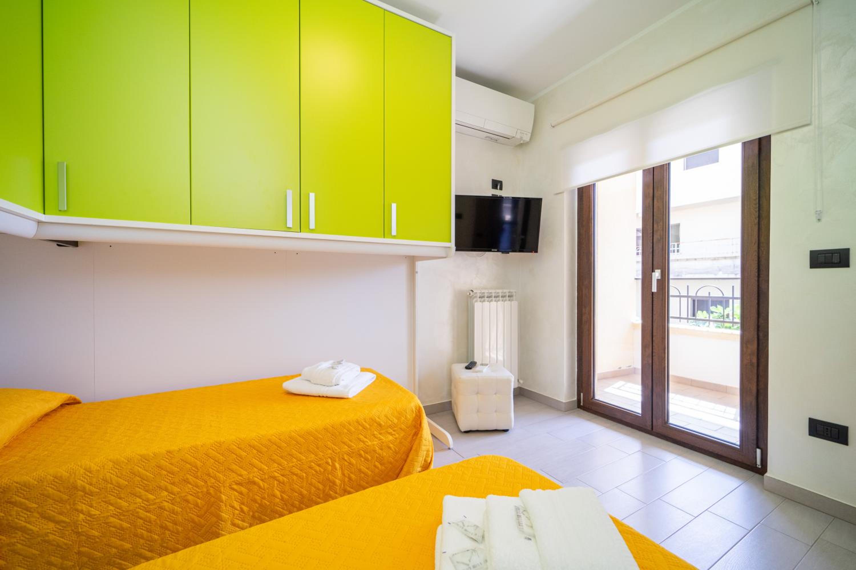 Three-Bedroom Apartment - Photo 27