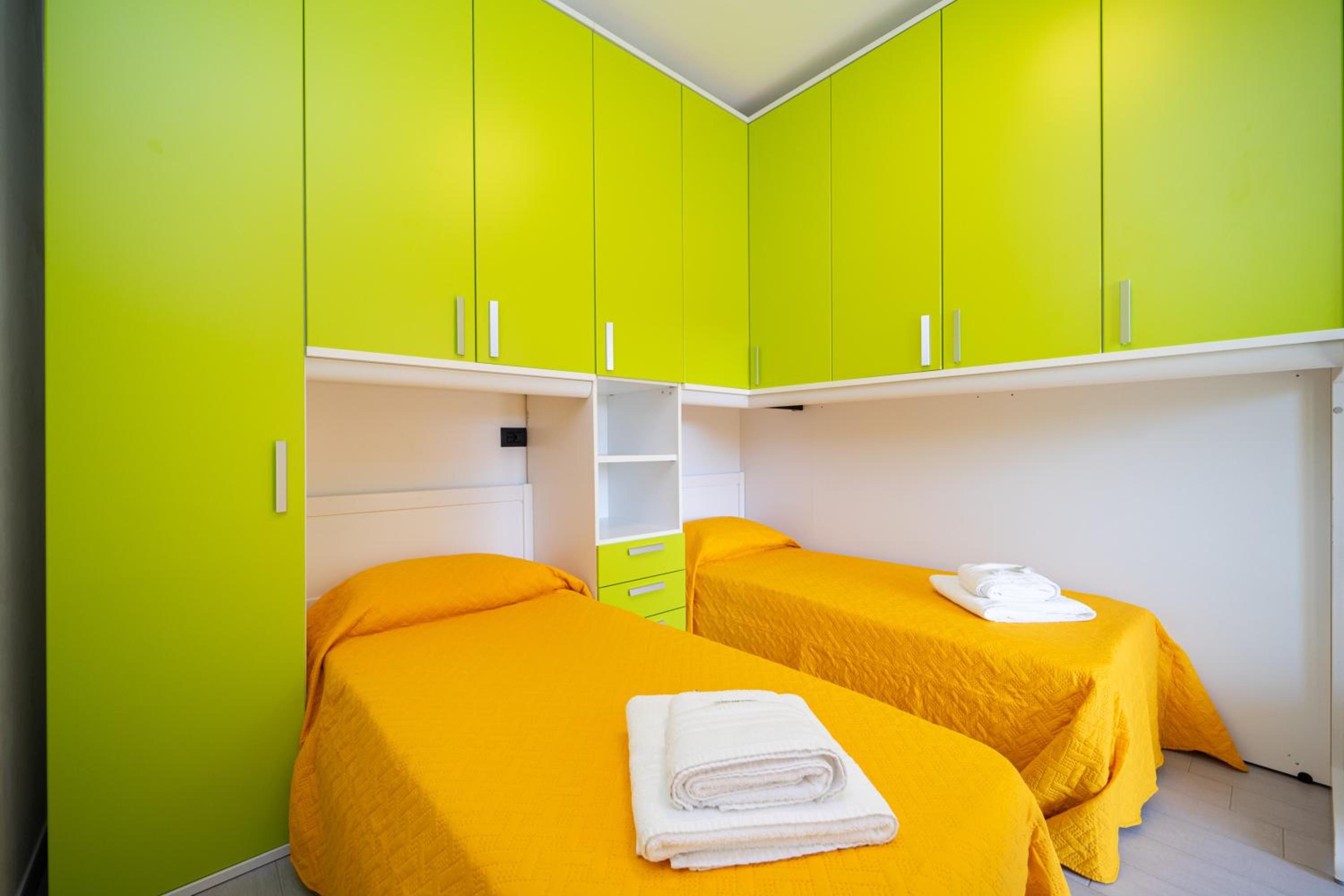 Three-Bedroom Apartment - Photo 26