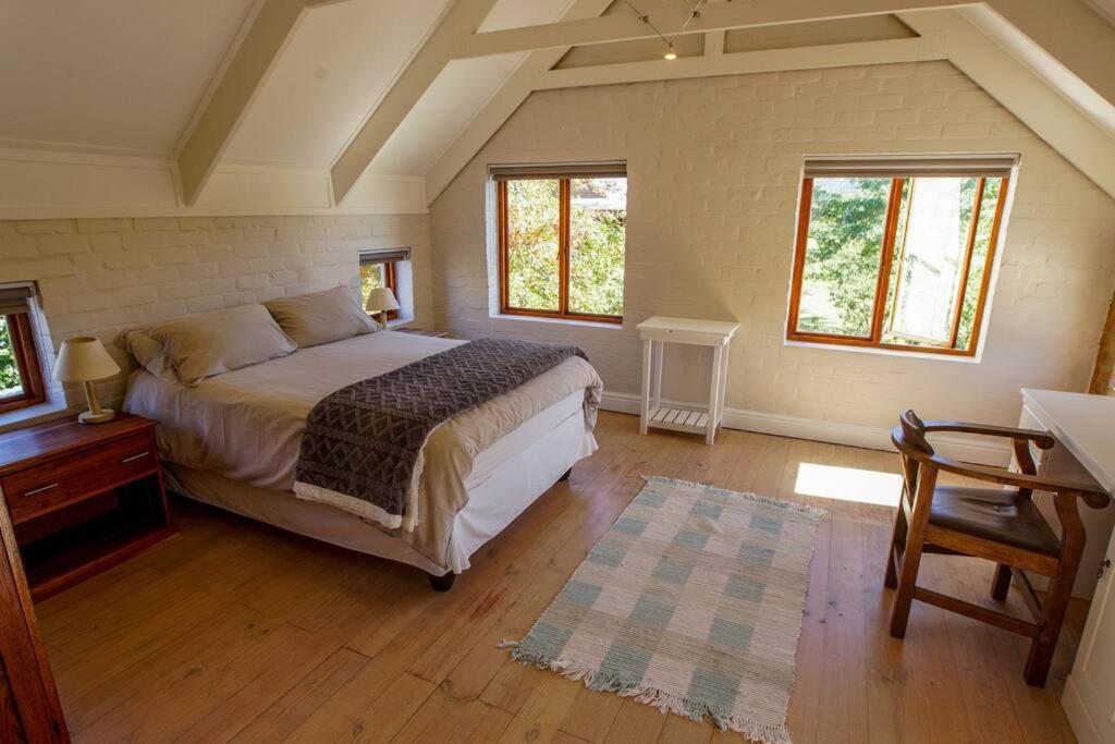 Three-Bedroom House photo 1