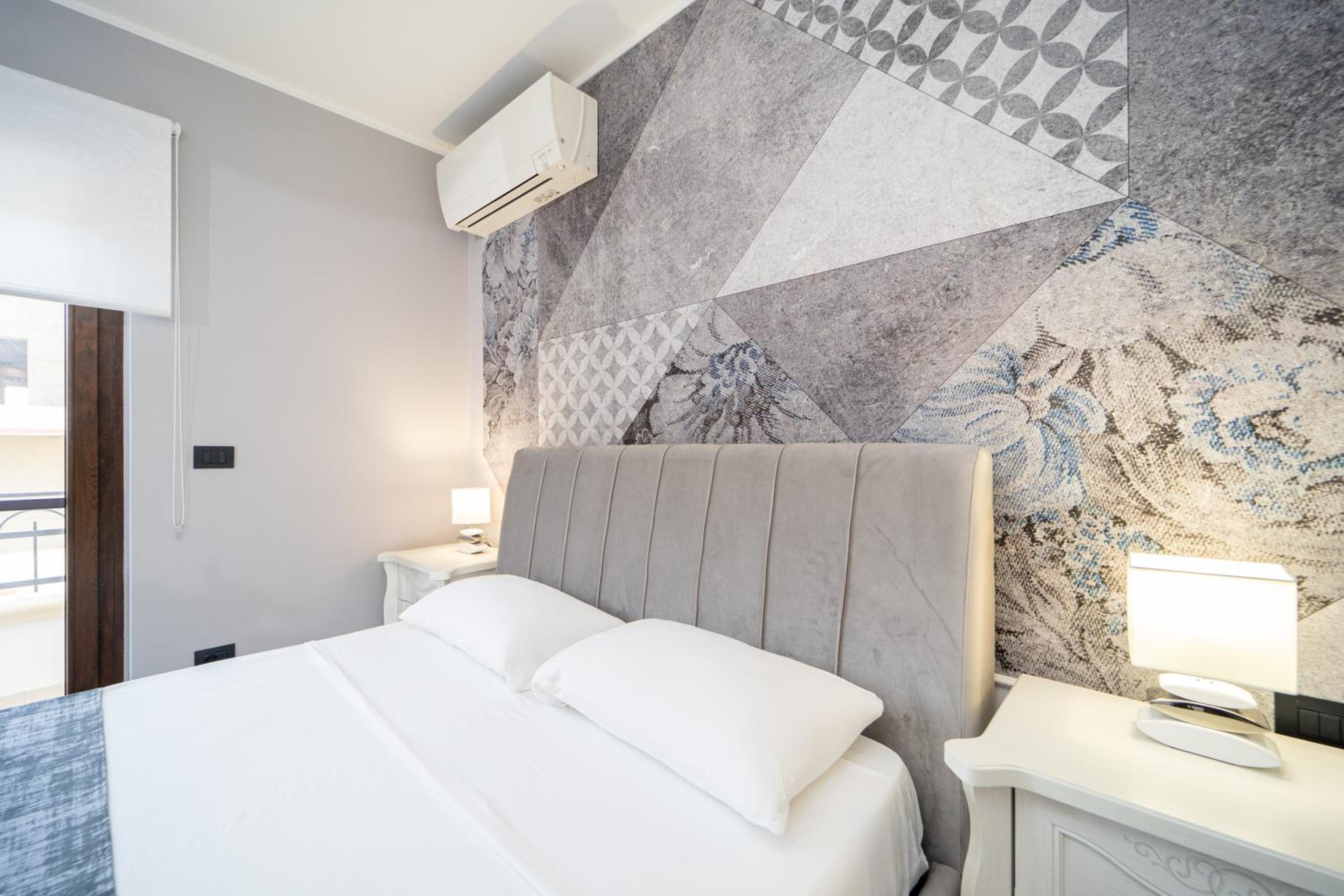 Three-Bedroom Apartment - Photo 8