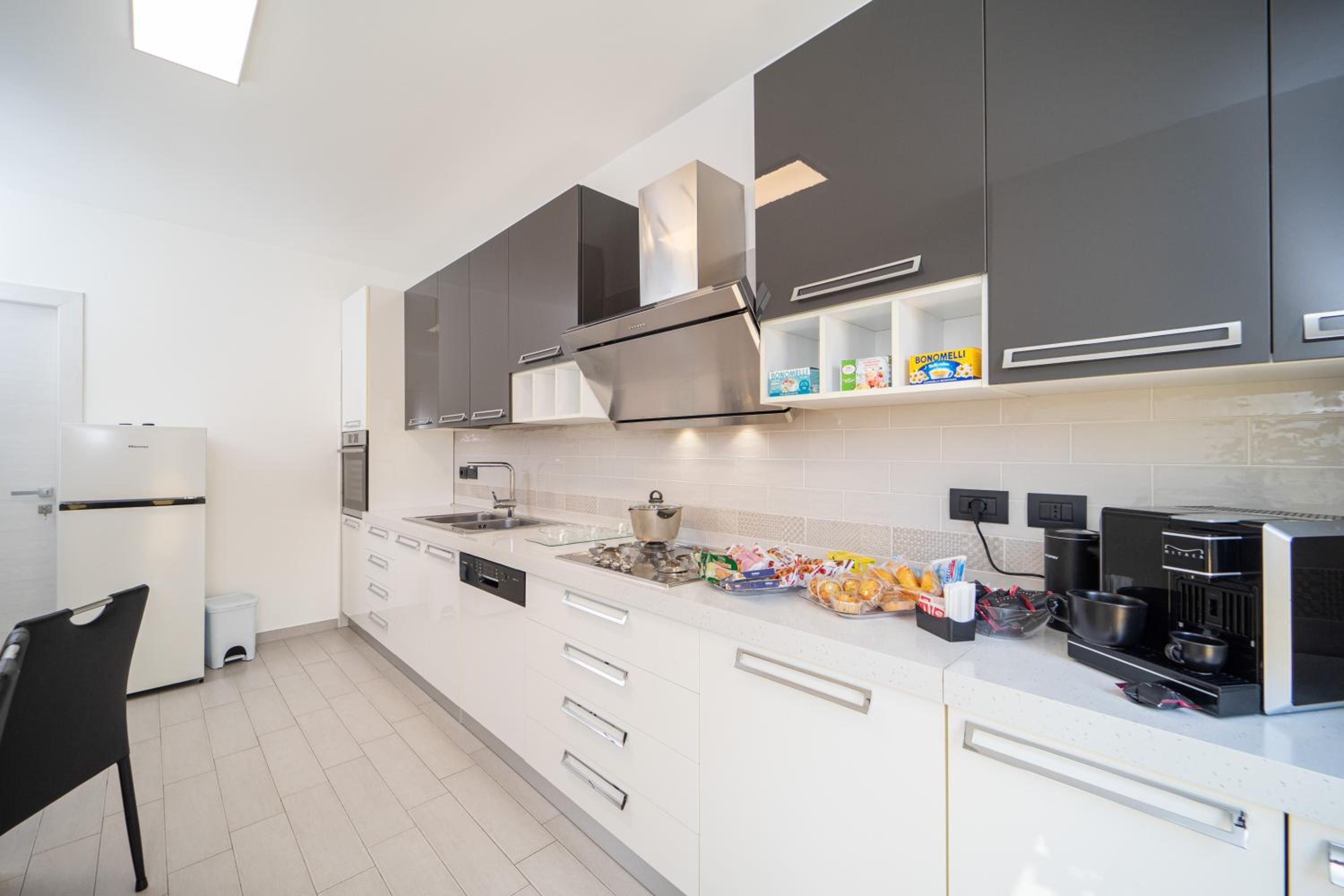Three-Bedroom Apartment - Photo 21