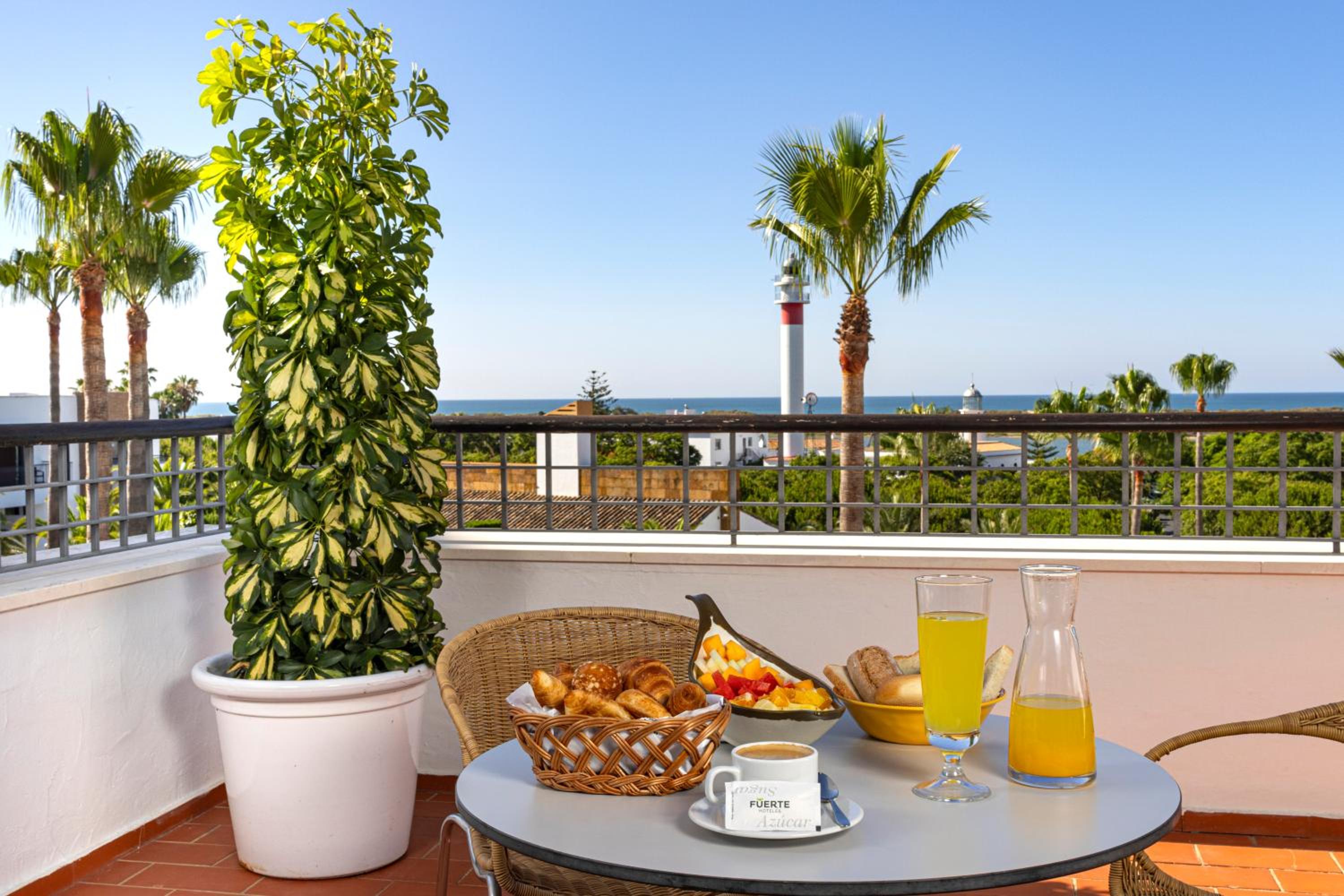 Double Family Exclusive Room with sea view - Photo 7