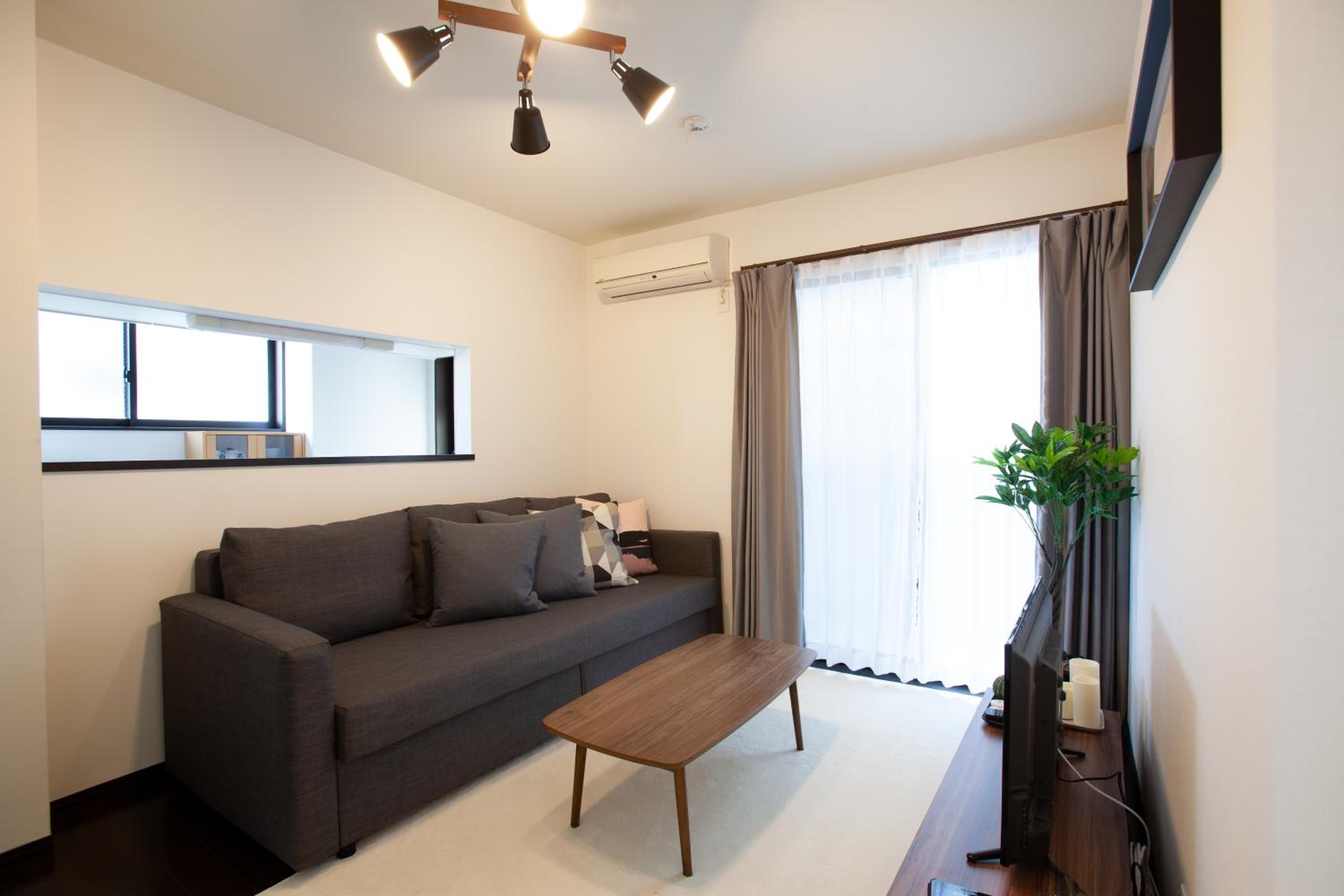 One-Bedroom Apartment photo 3