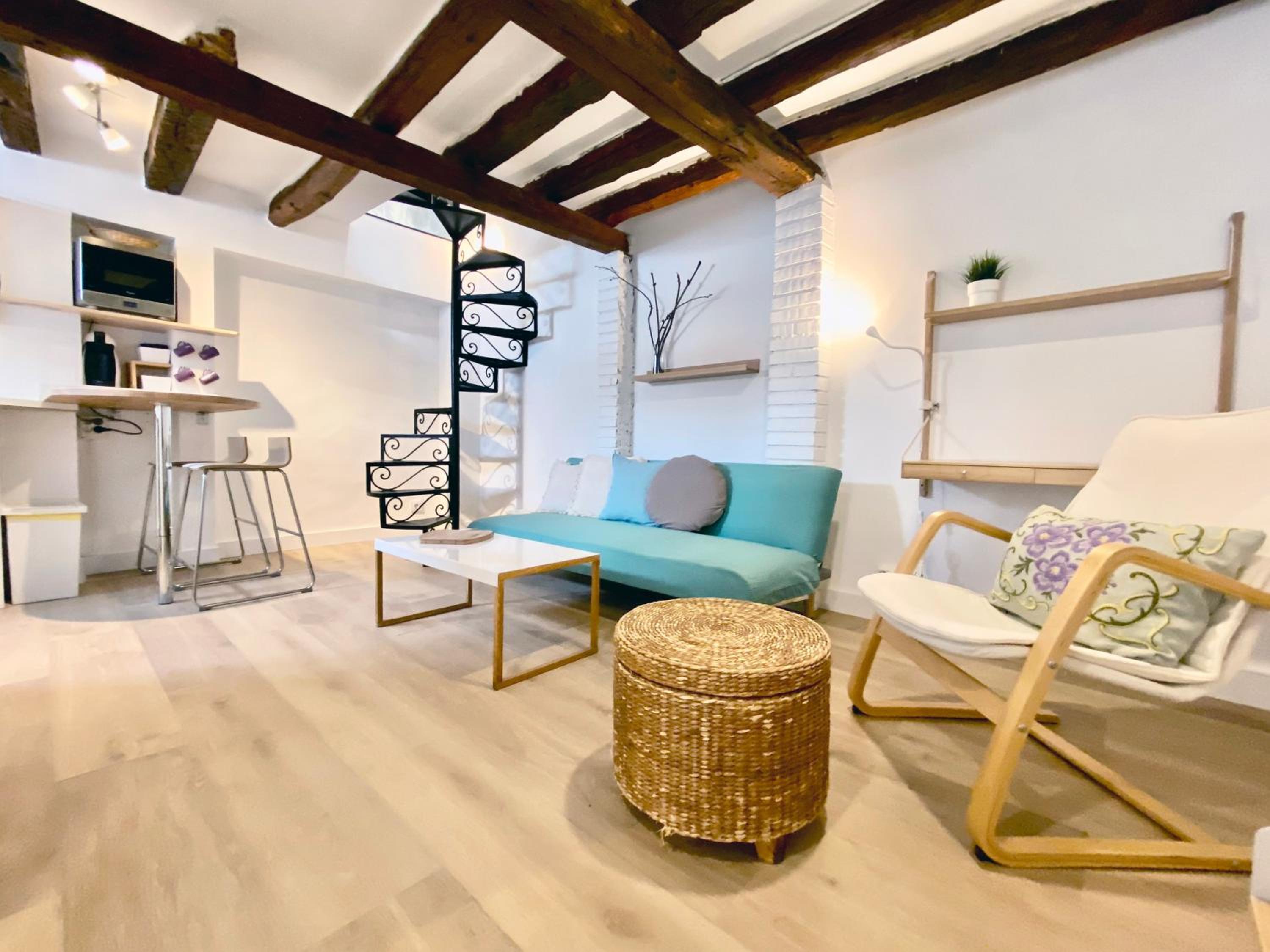 Apartment - Split Level