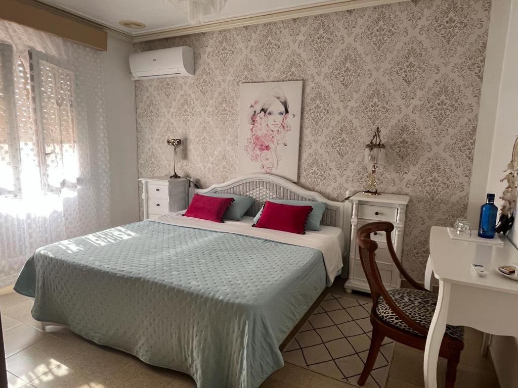 Deluxe Double Room photo 2