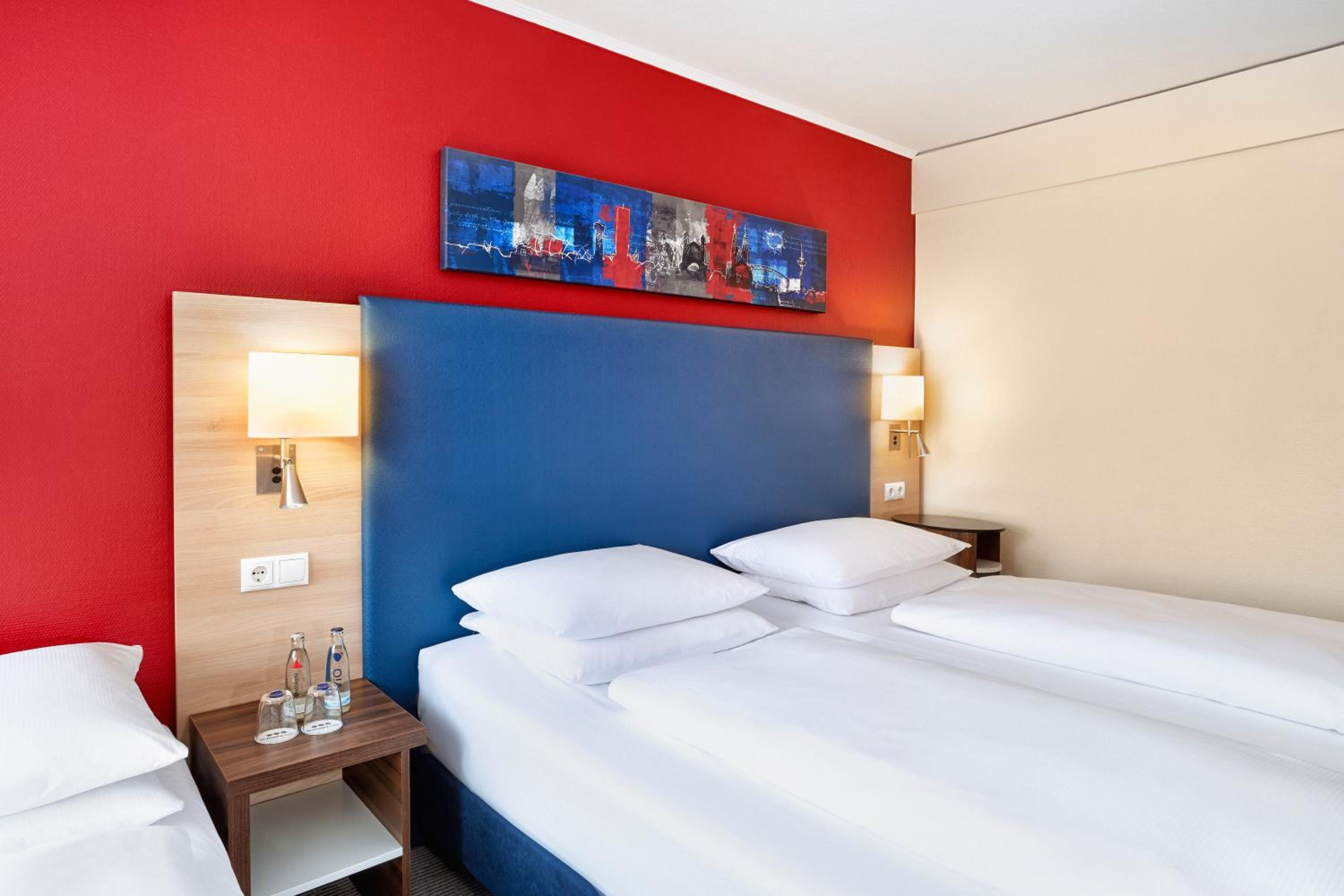 Comfort Triple Room