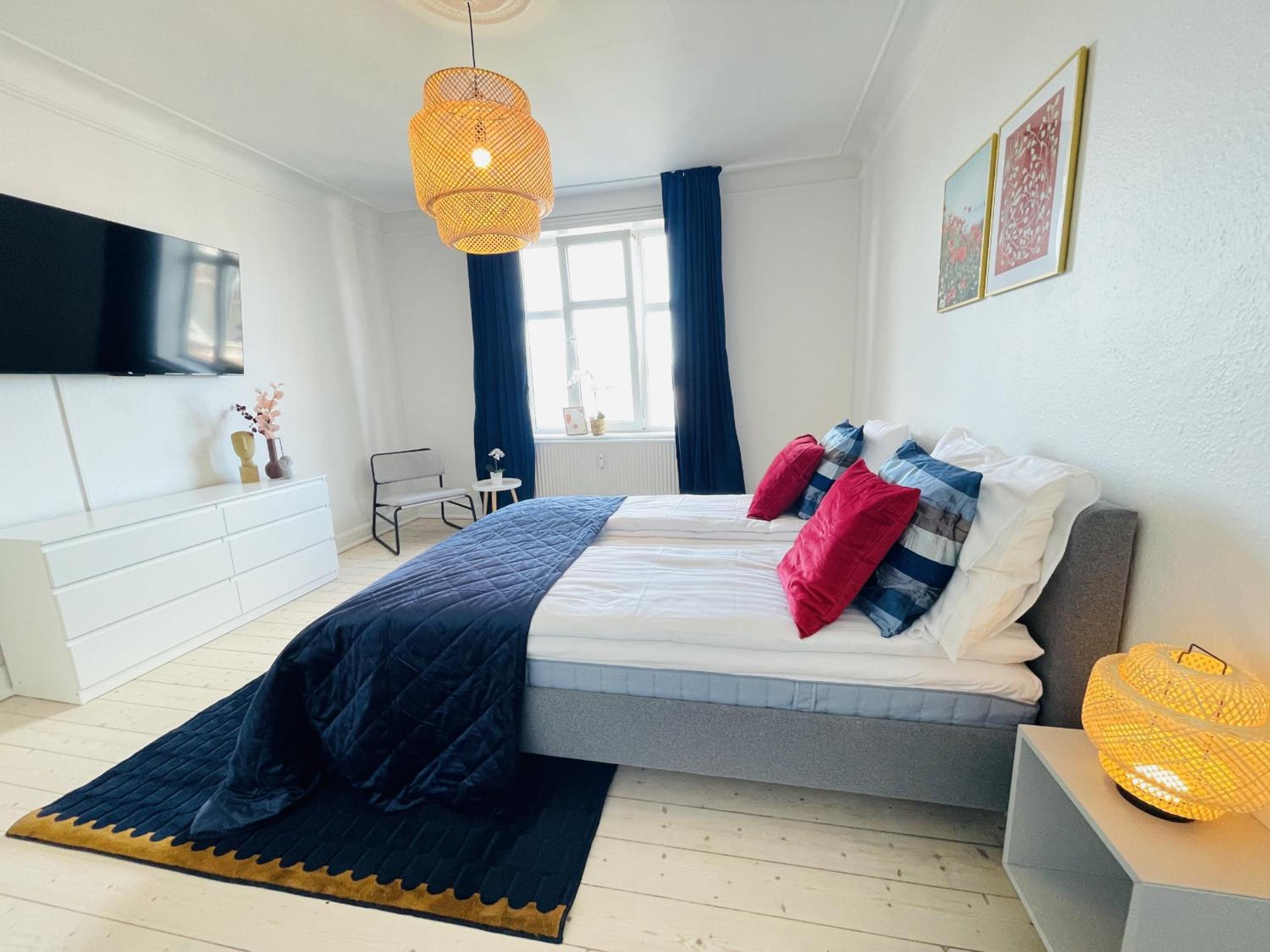 Apartment photo 1