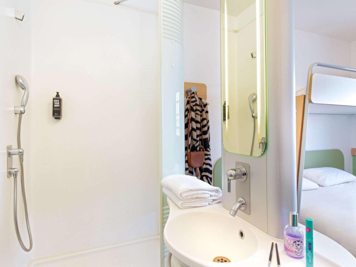 Triple Room - Photo 13