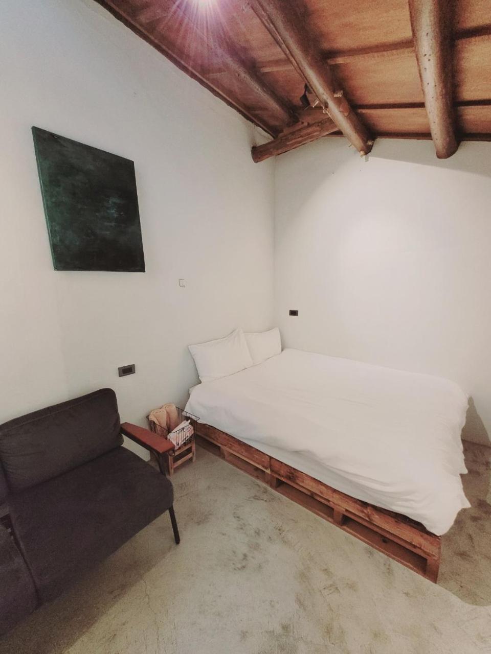 Double Room with Shared Toilet photo 1